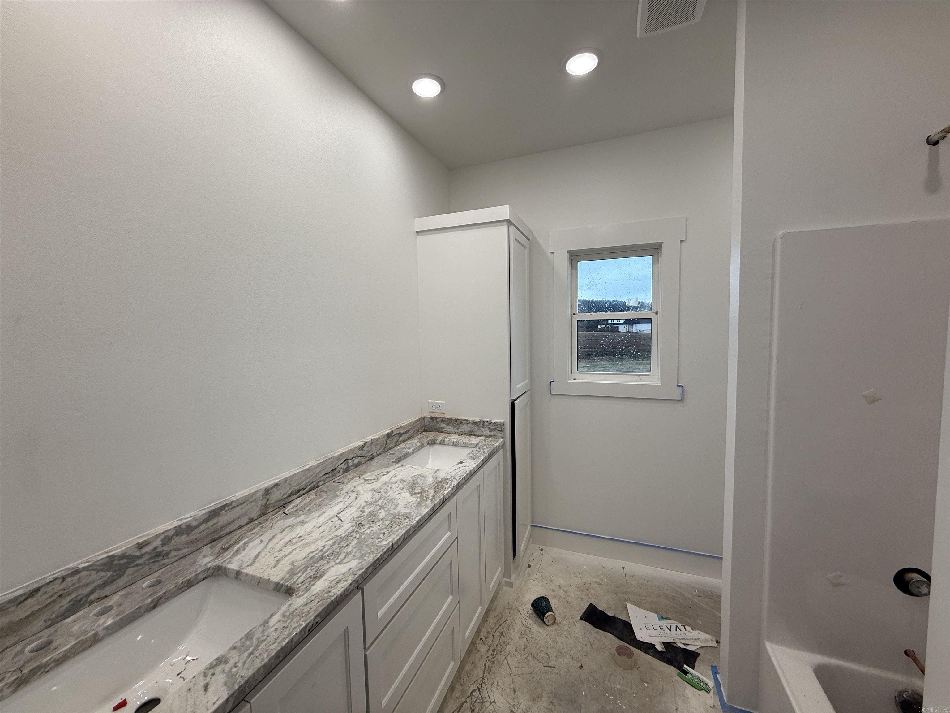 10 Republican Meadow Lane Greenbrier, AR 72058