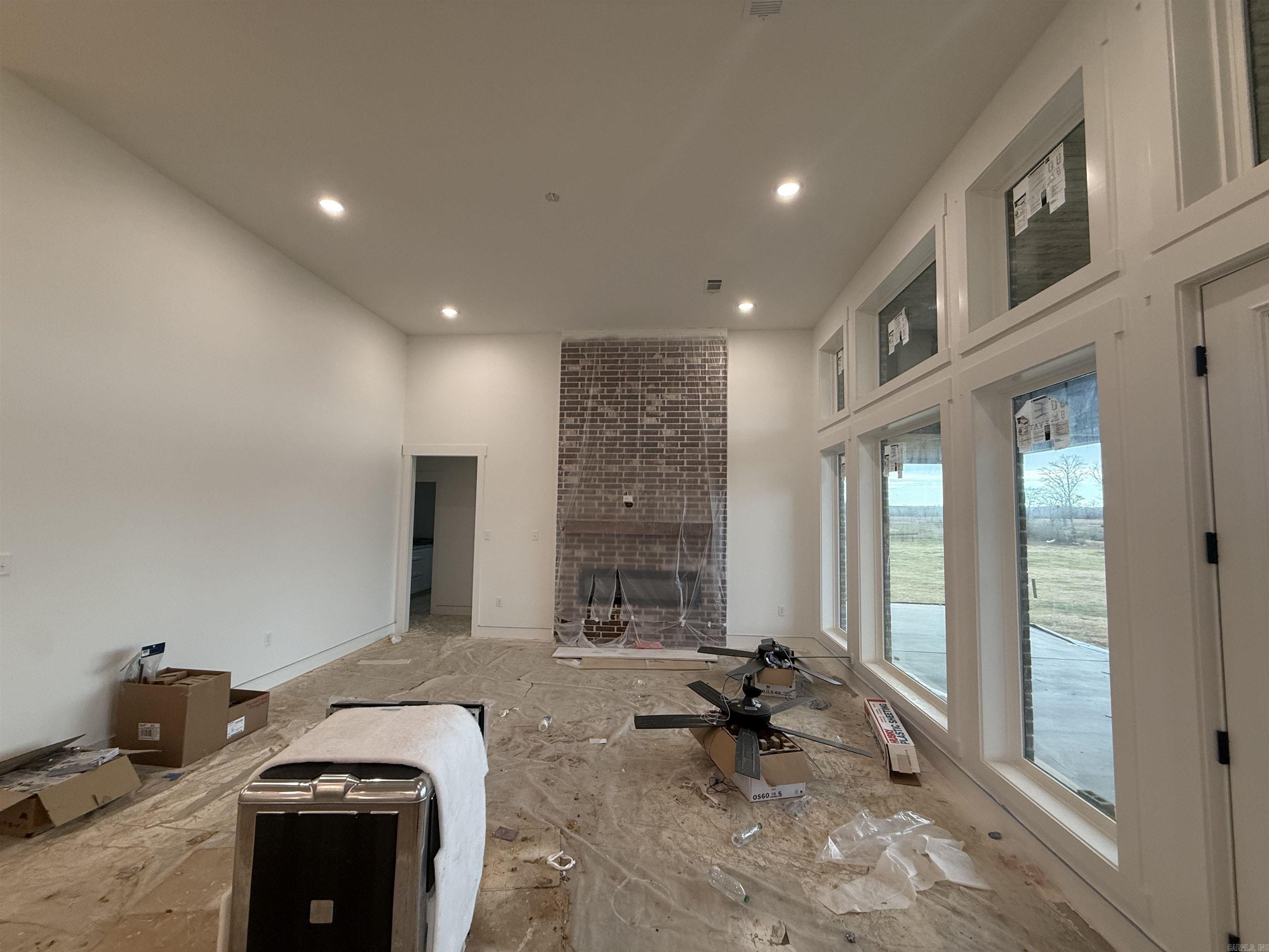 10 Republican Meadow Lane Greenbrier, AR 72058