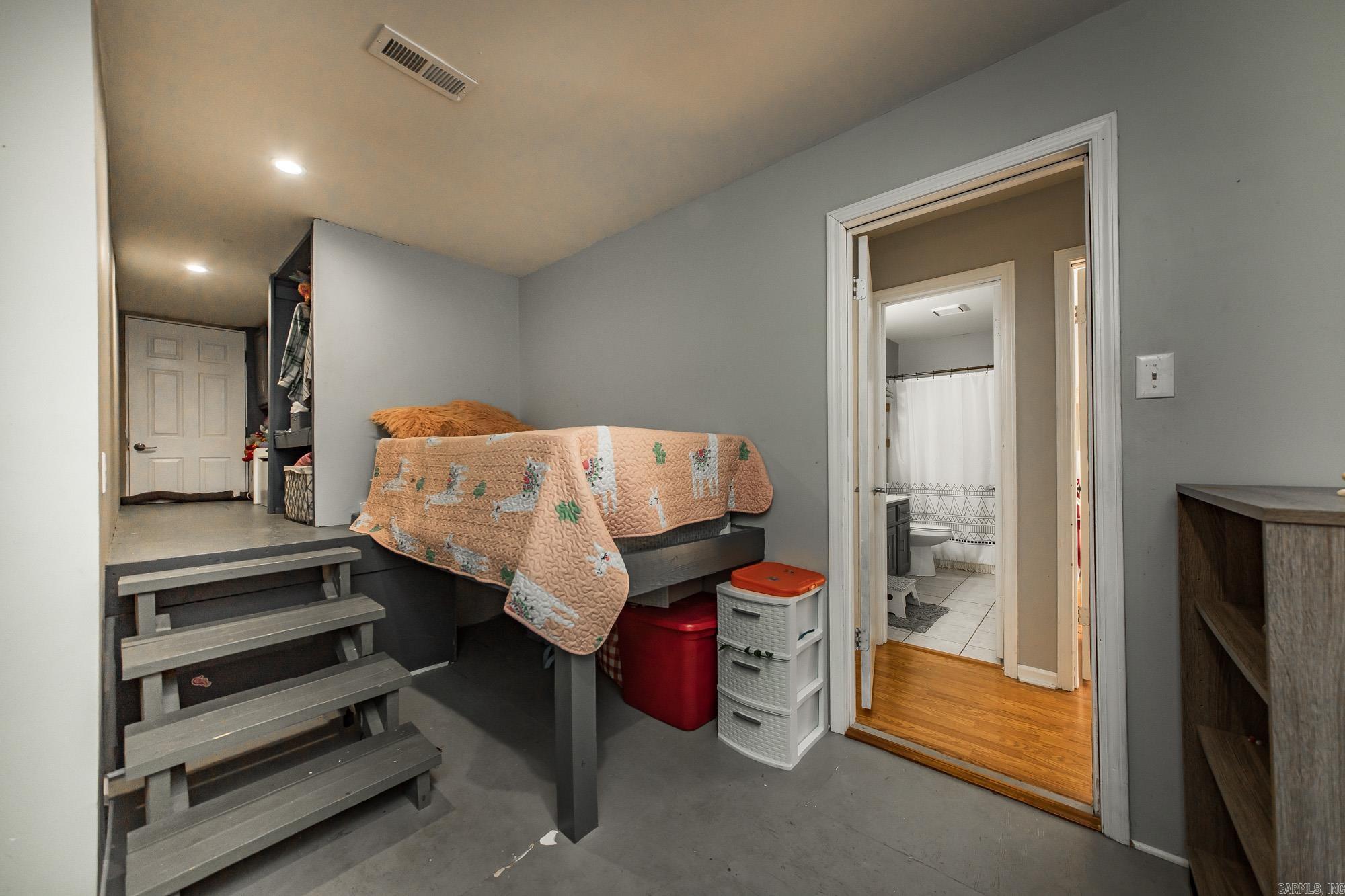 917 Lewisburg Road Austin, AR 72007