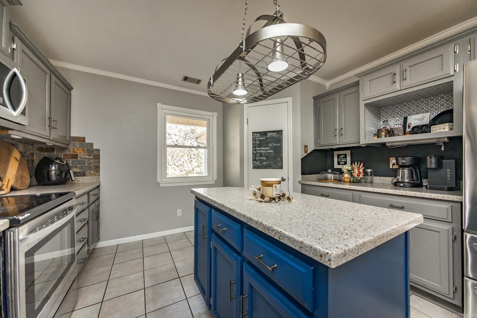 917 Lewisburg Road Austin, AR 72007