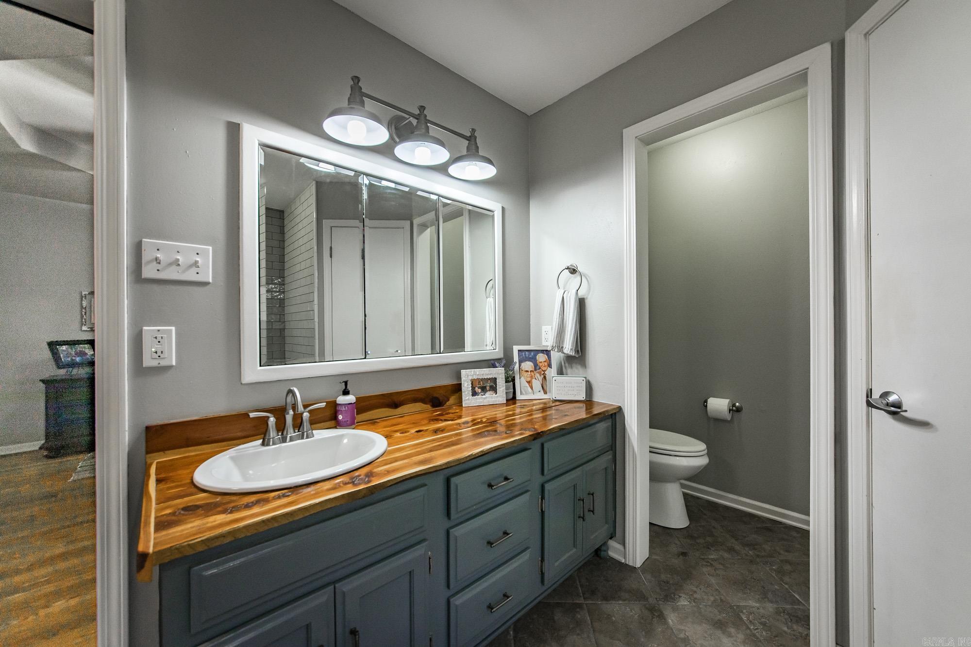 917 Lewisburg Road Austin, AR 72007