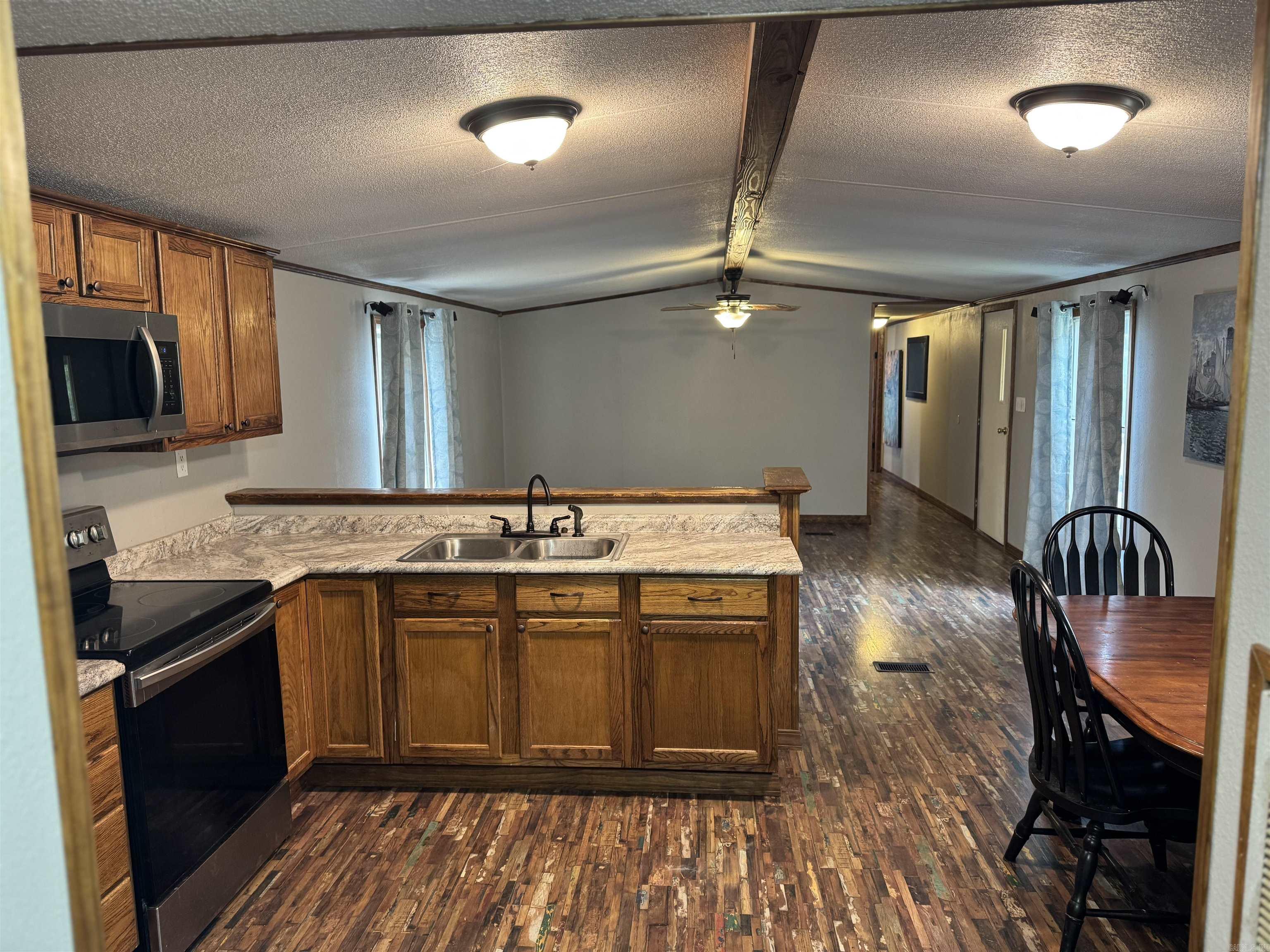 140 Howard Rd.  Higden, AR