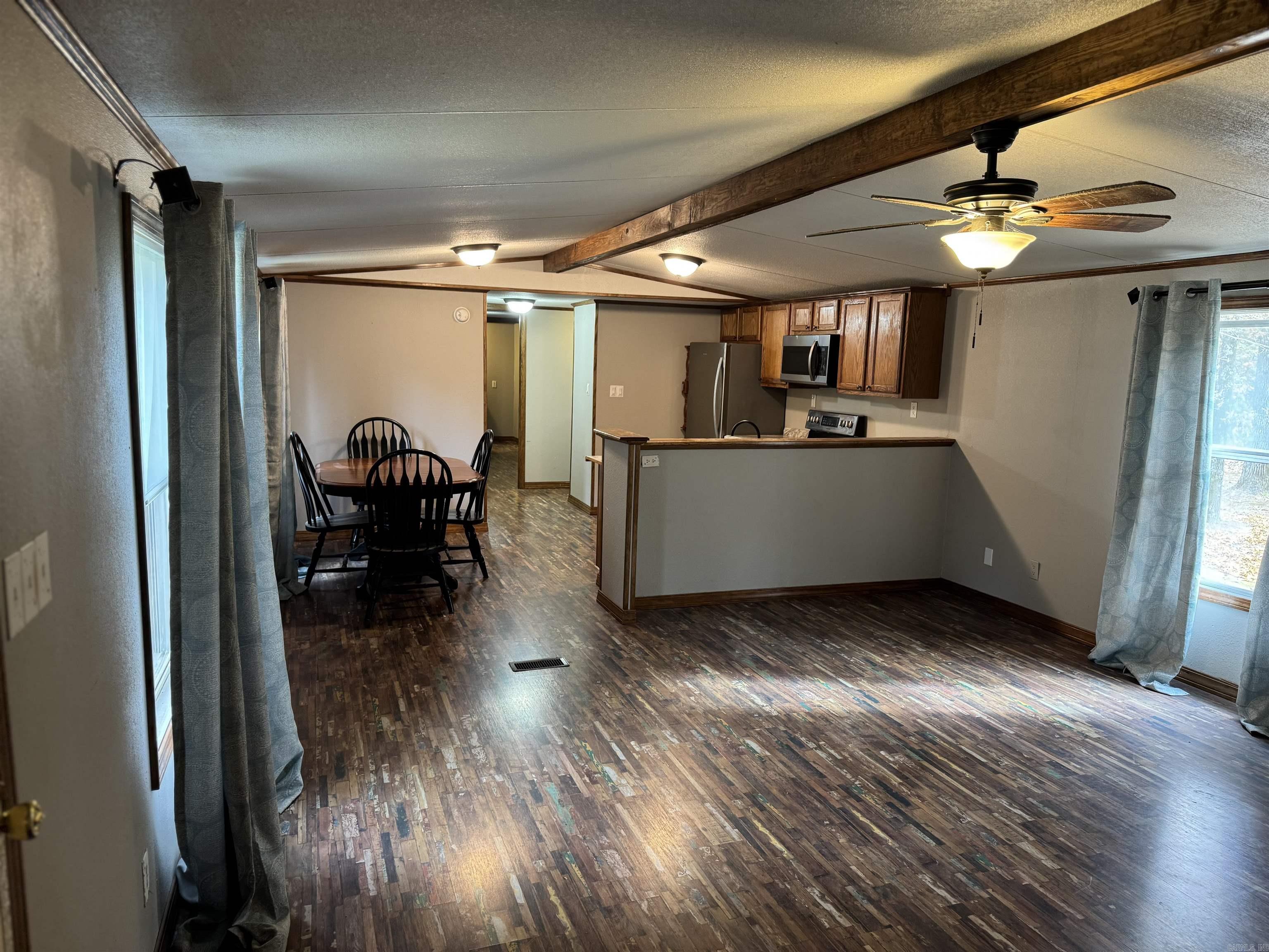 140 Howard Rd.  Higden, AR