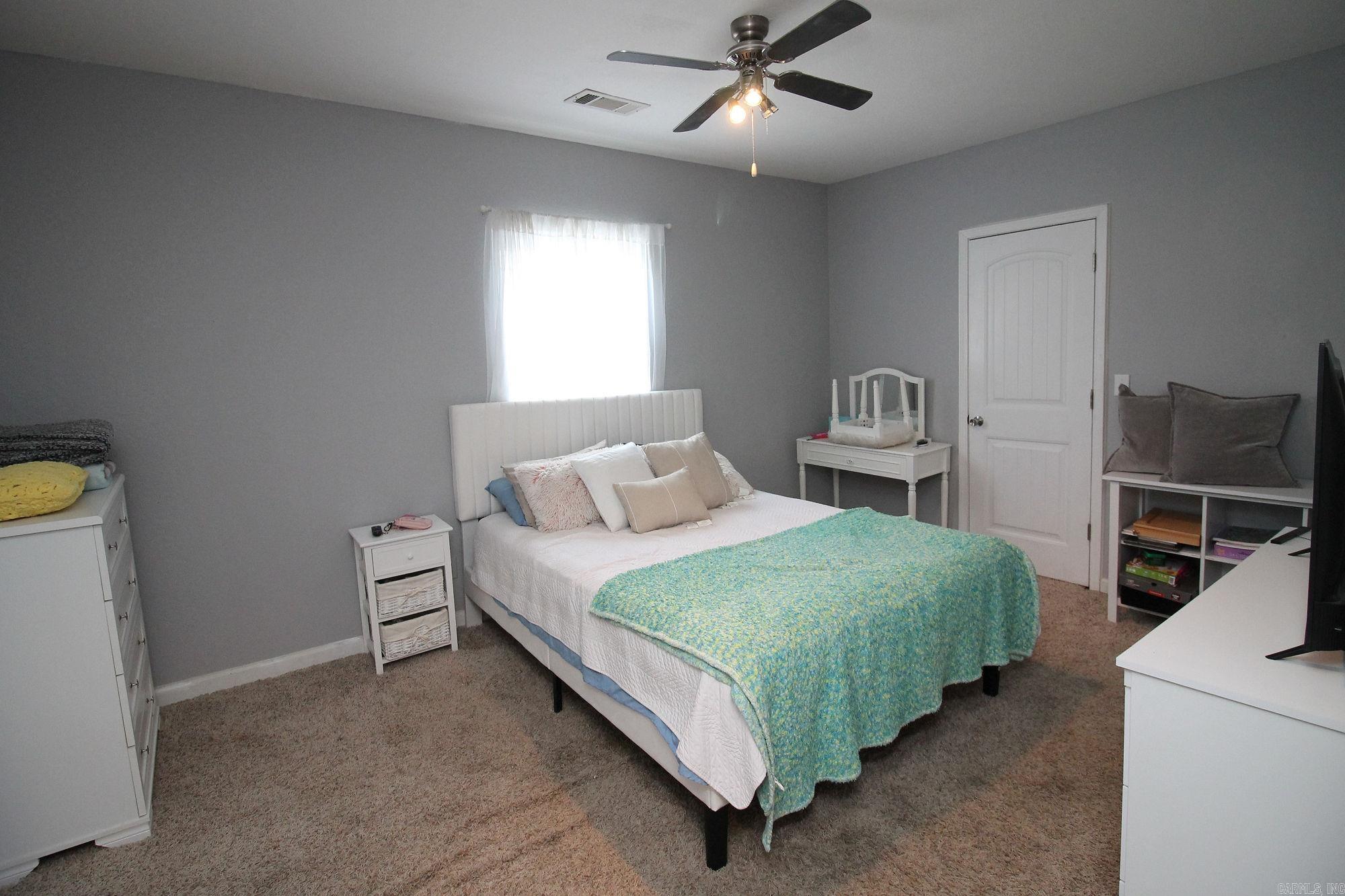 1210 W Emerson St Paragould, AR 72450