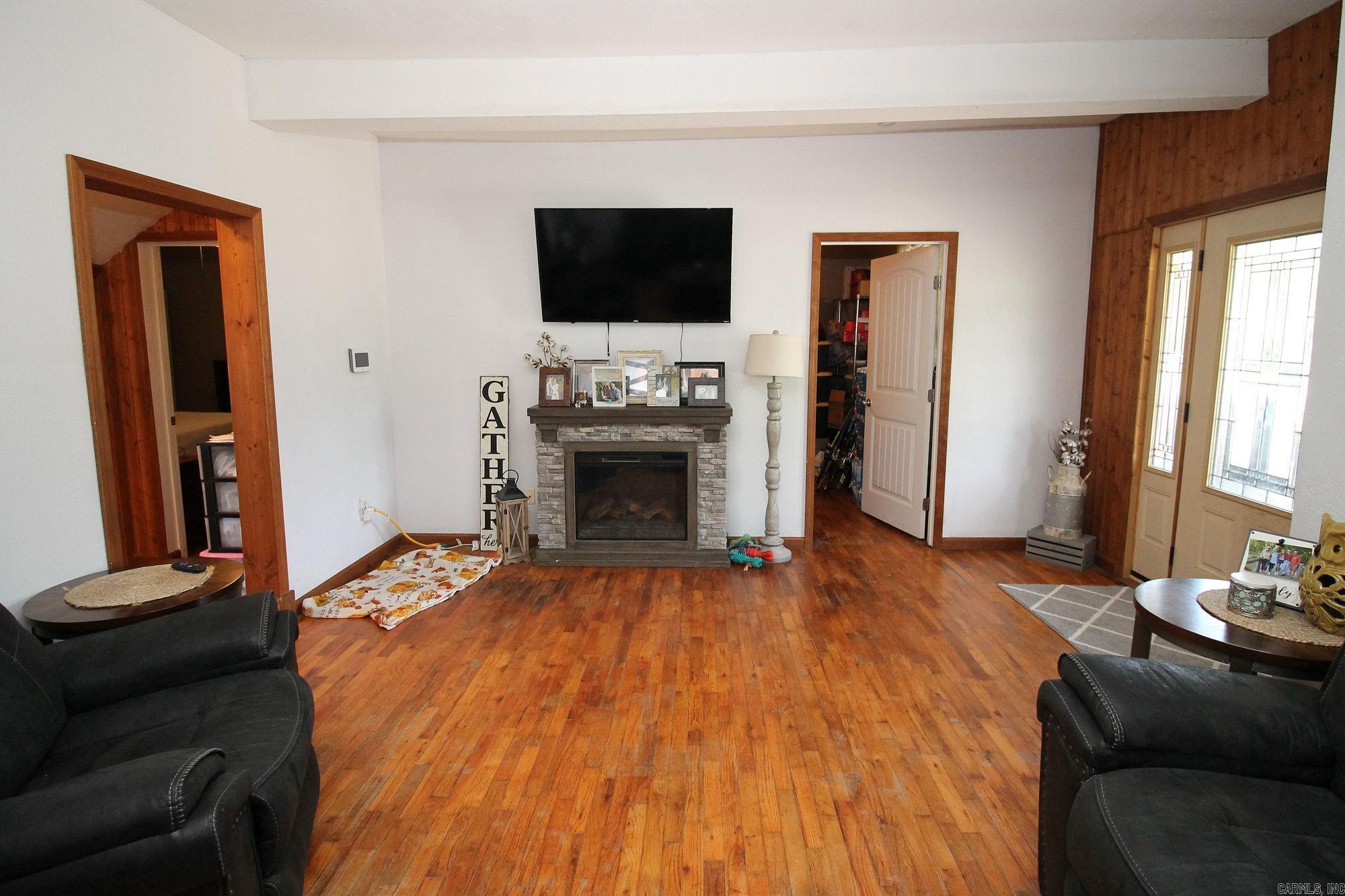 1210 W Emerson St Paragould, AR 72450