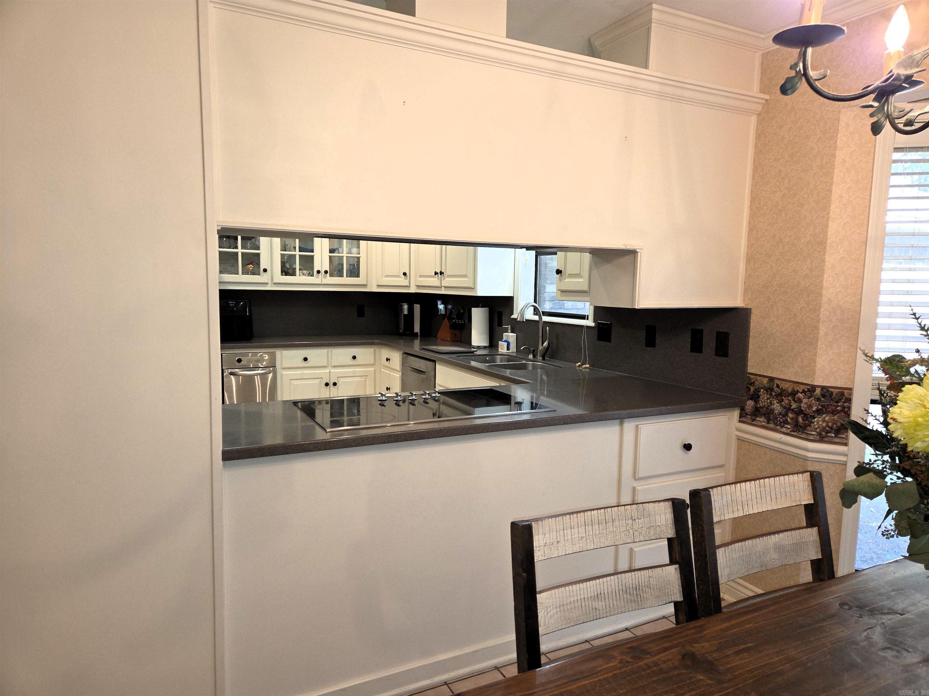 12 Elmwood Circle  Pine Bluff, AR