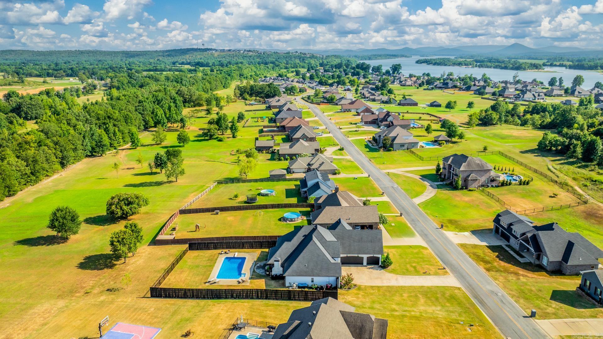 133 Plantation  Mayflower, AR