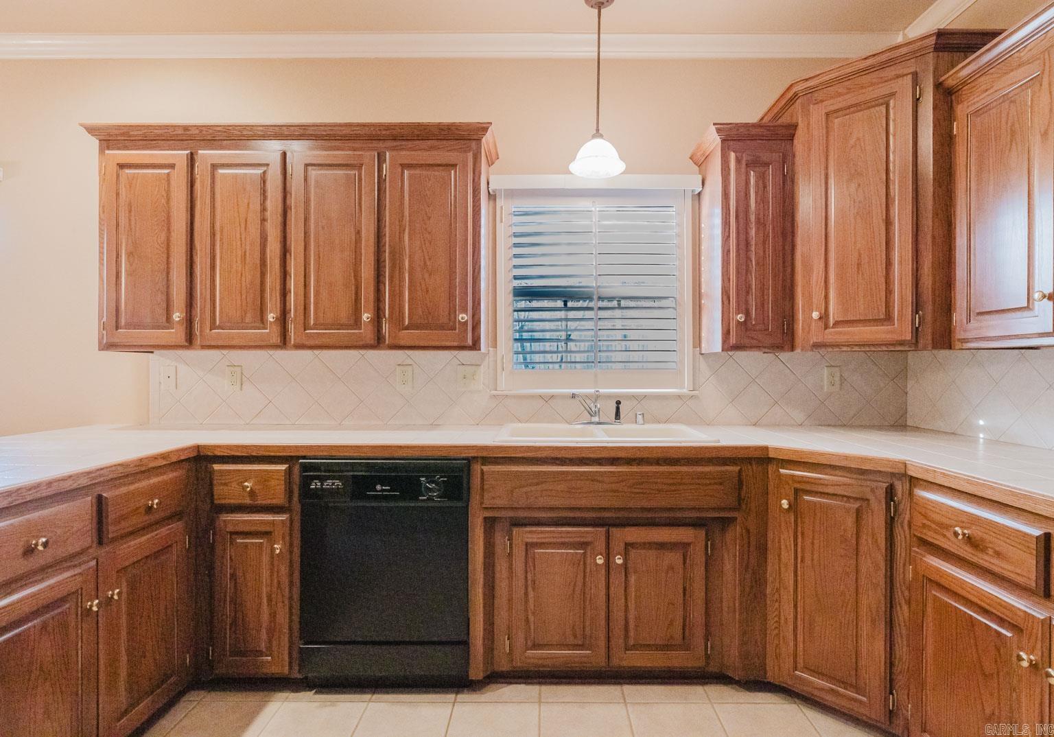 4012 Mockingbird Cove Benton, AR 72015