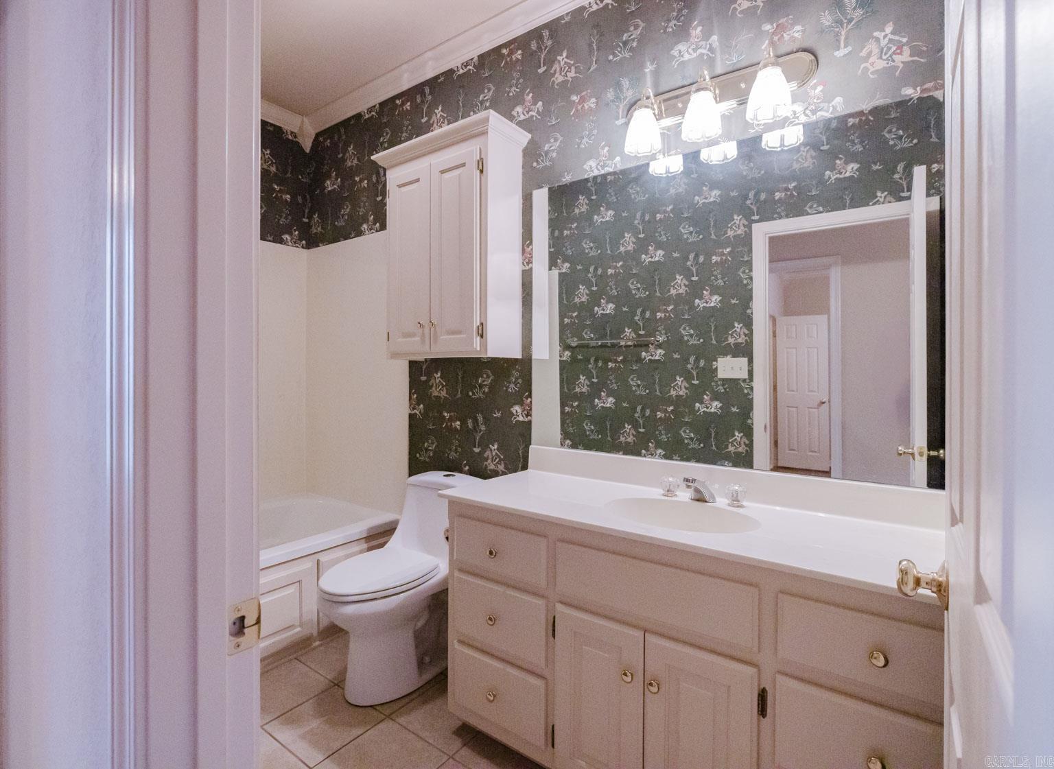 4012 Mockingbird Cove Benton, AR 72015