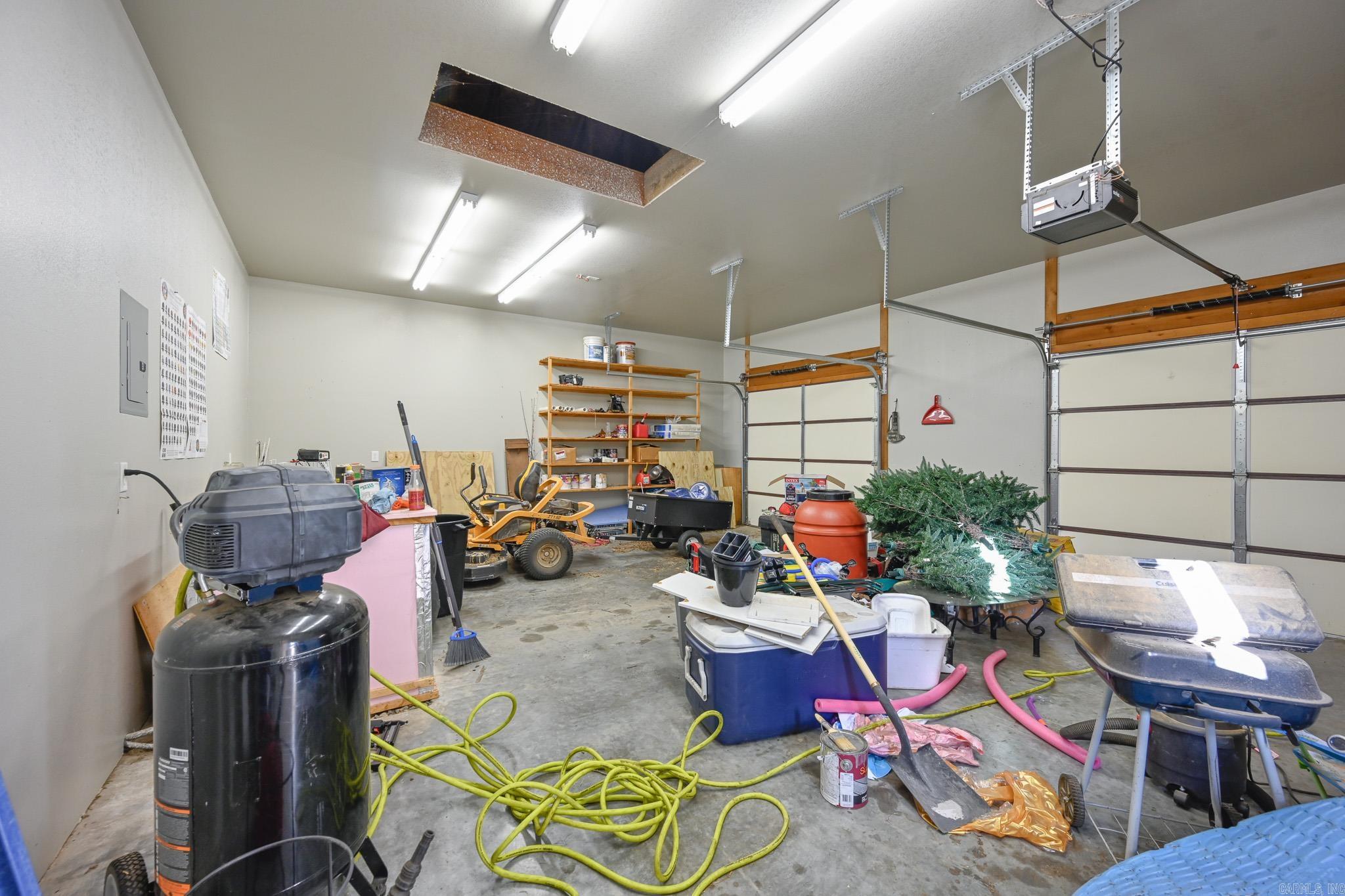 211 Simolin Lane Mena, AR 71953