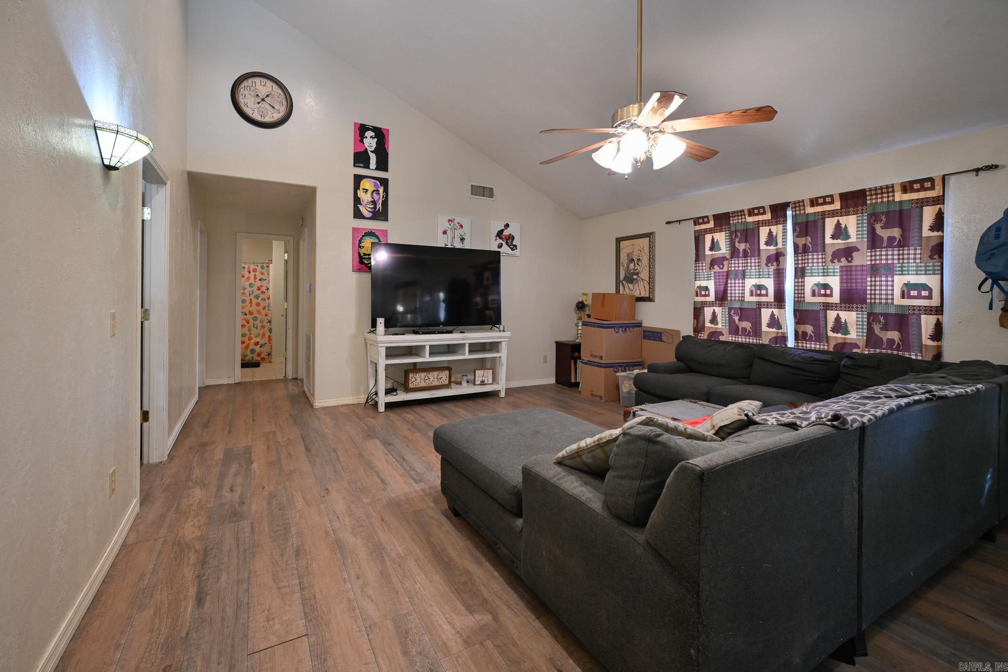 211 Simolin Lane Mena, AR 71953