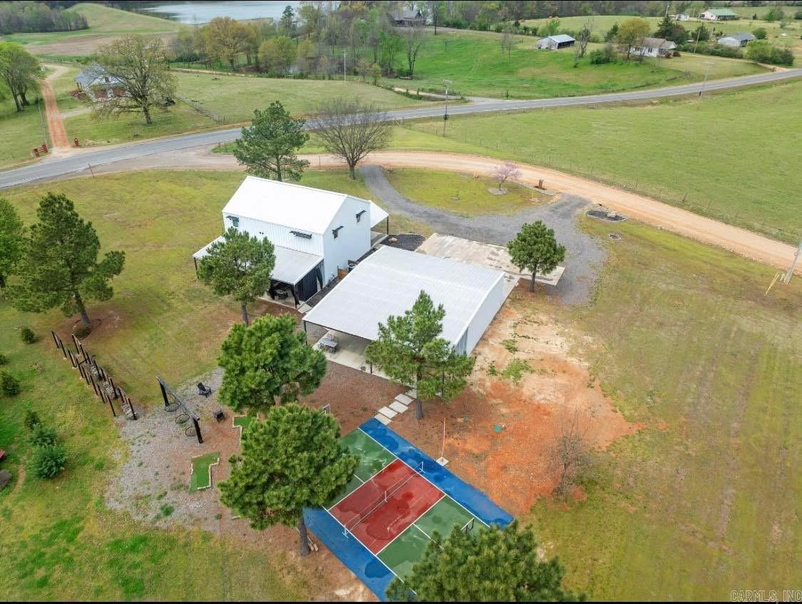 104 Staggs Drive Nashville, AR 71852