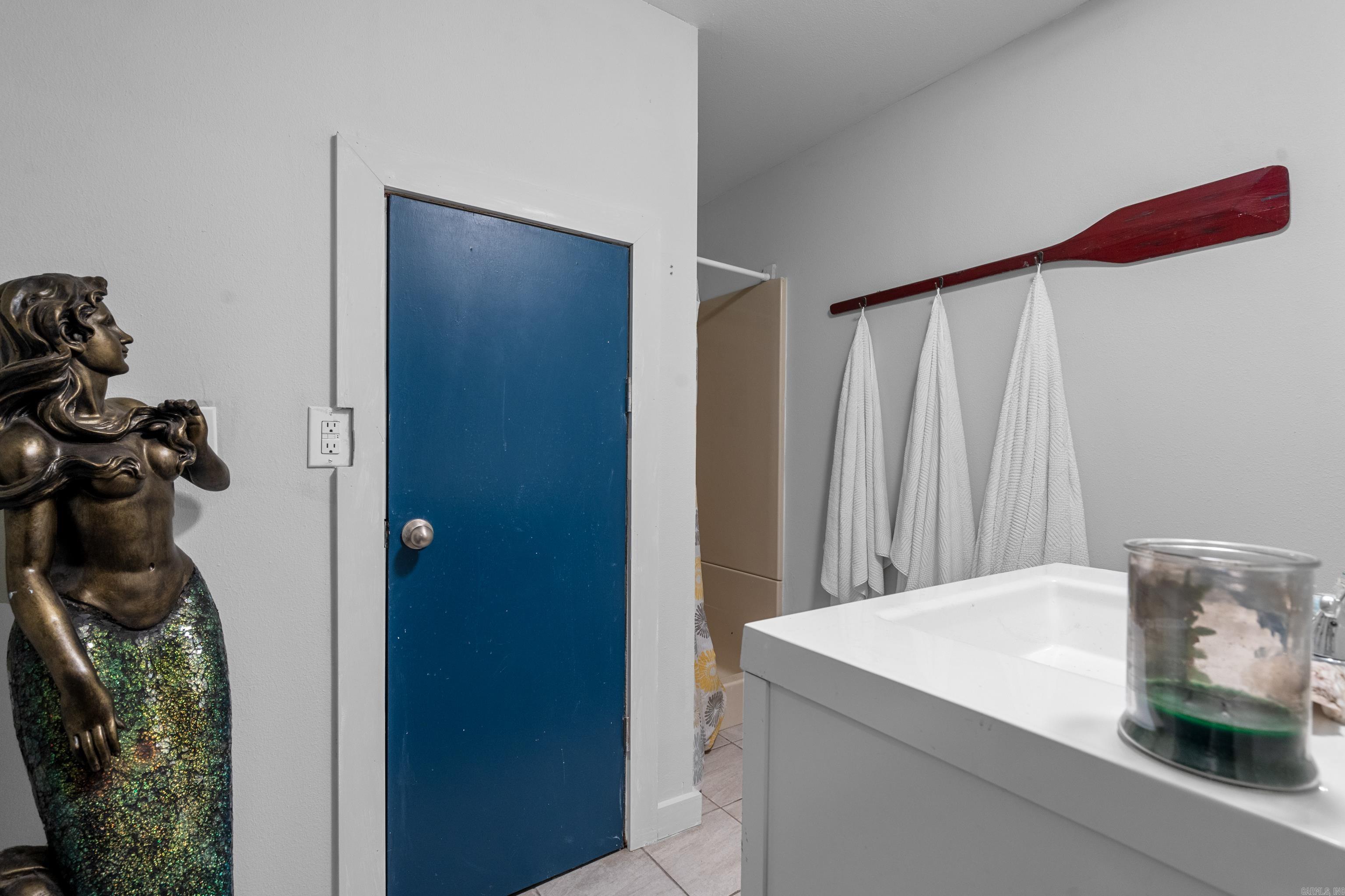 108 ROBINHOOD Hot Springs, AR 71913