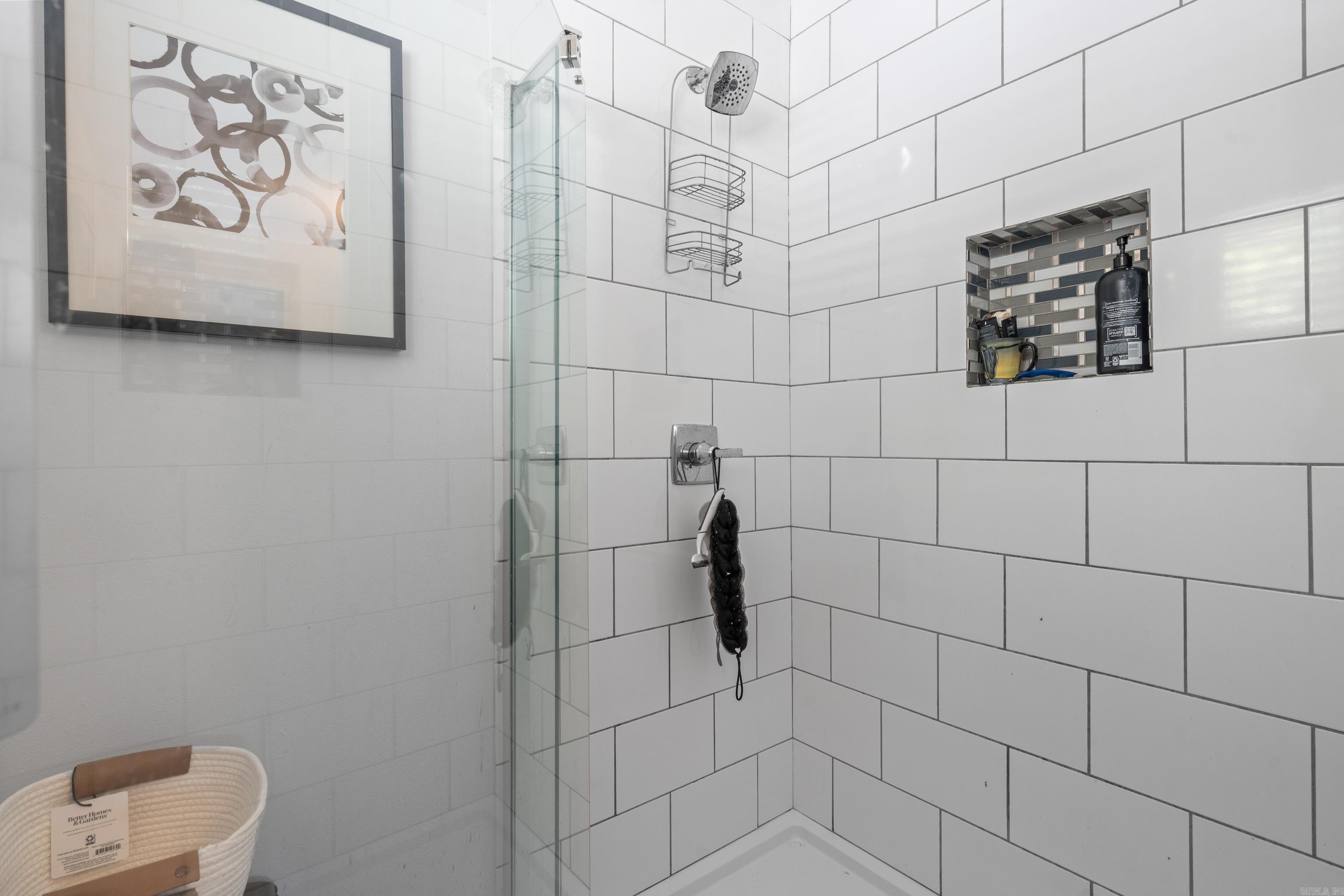 108 ROBINHOOD Hot Springs, AR 71913