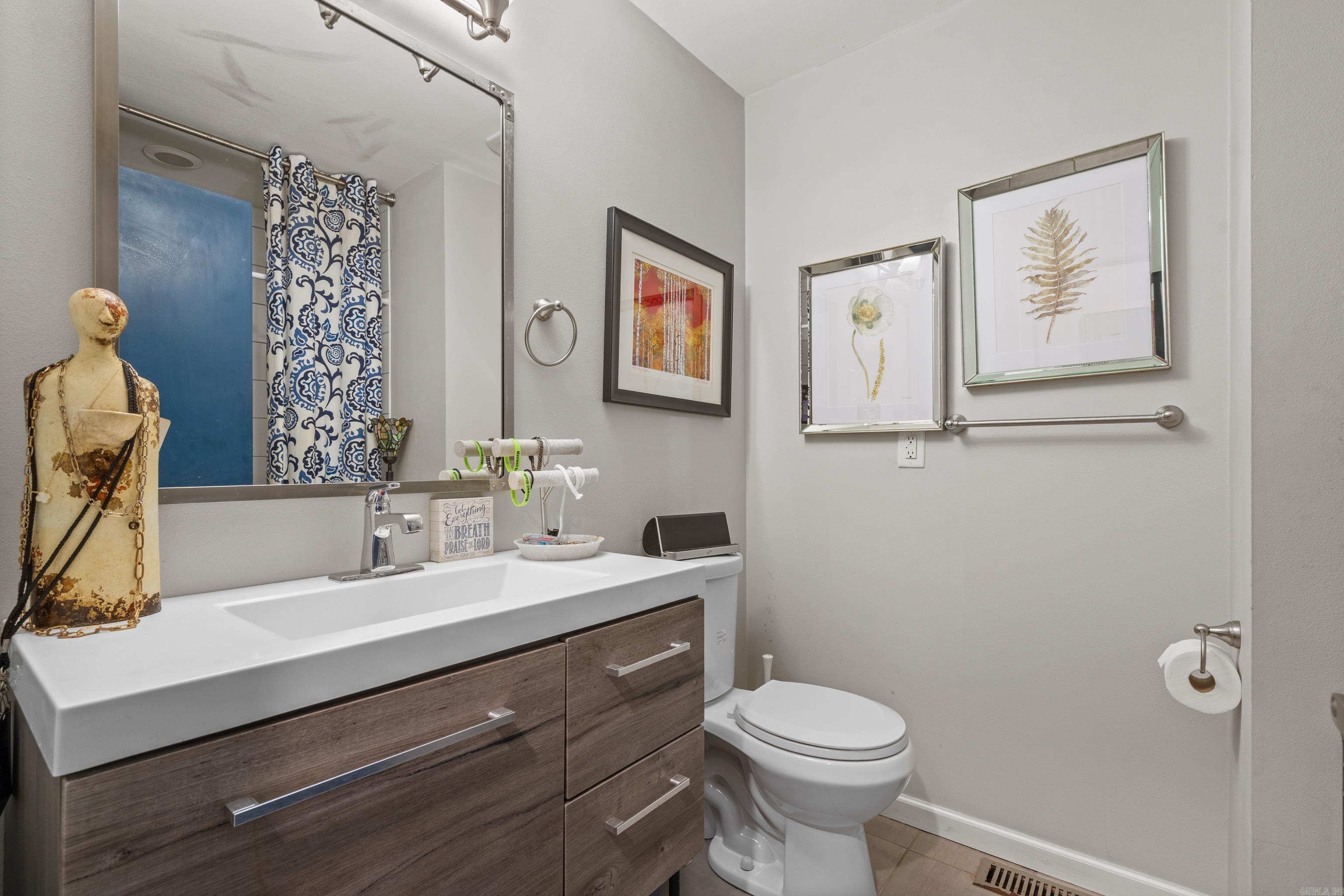 108 ROBINHOOD Hot Springs, AR 71913