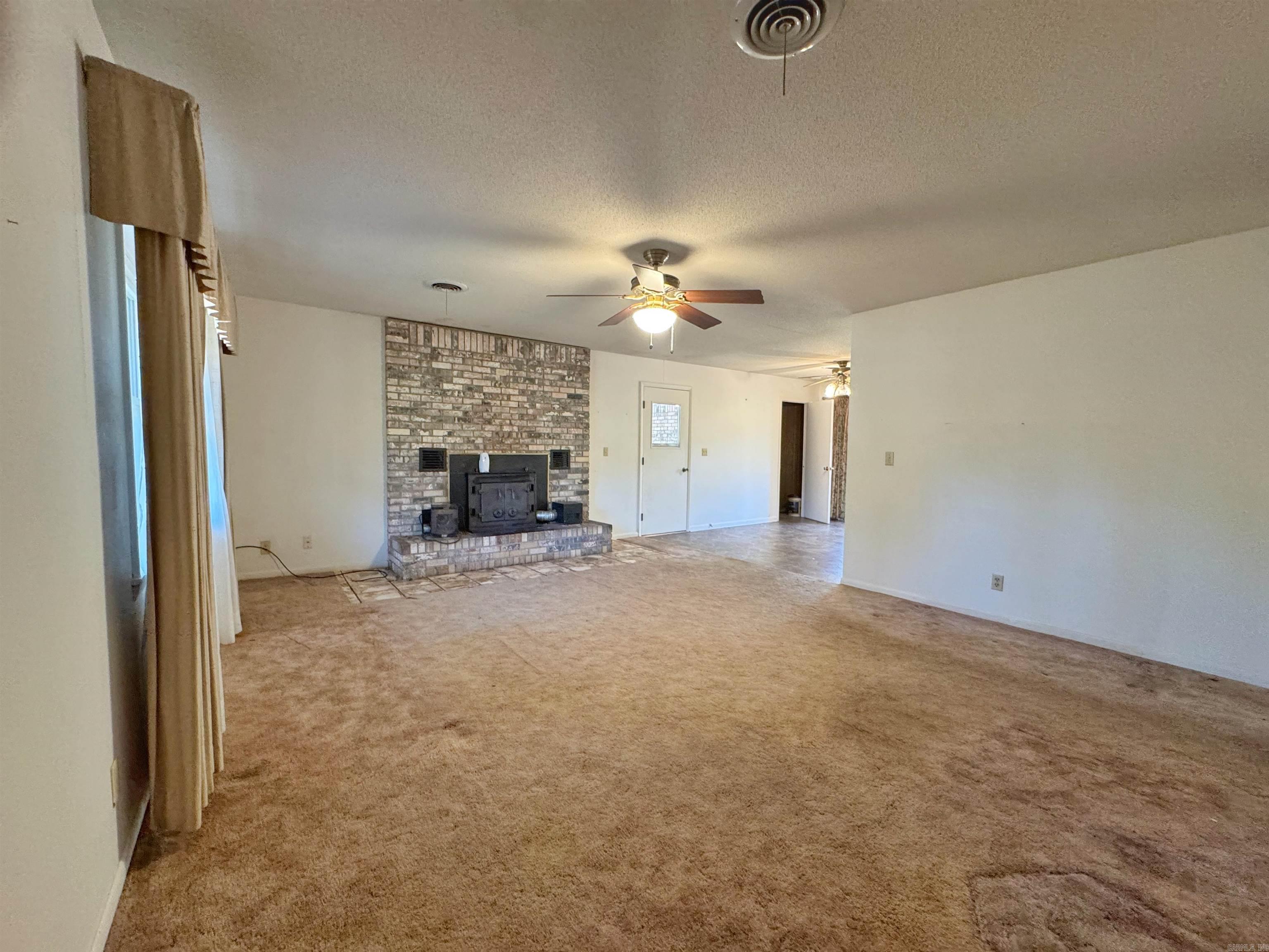 147 Memory Lane Clinton, AR 72031