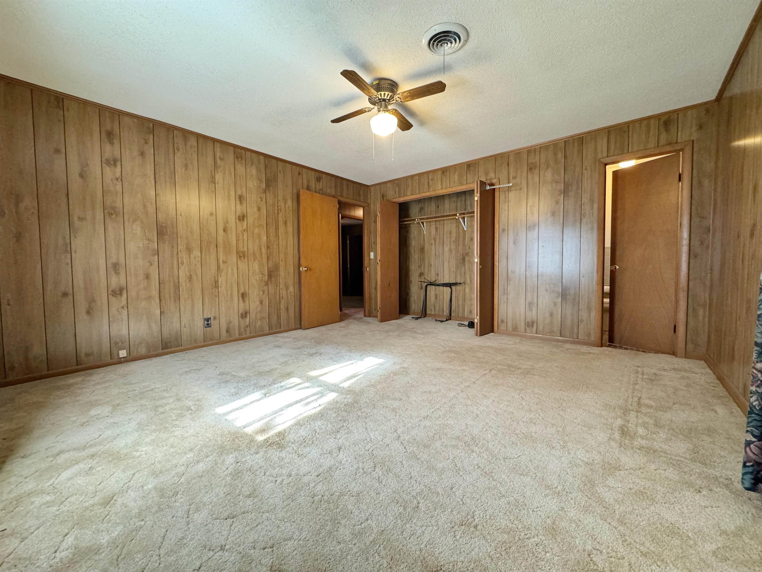 147 Memory Lane Clinton, AR 72031