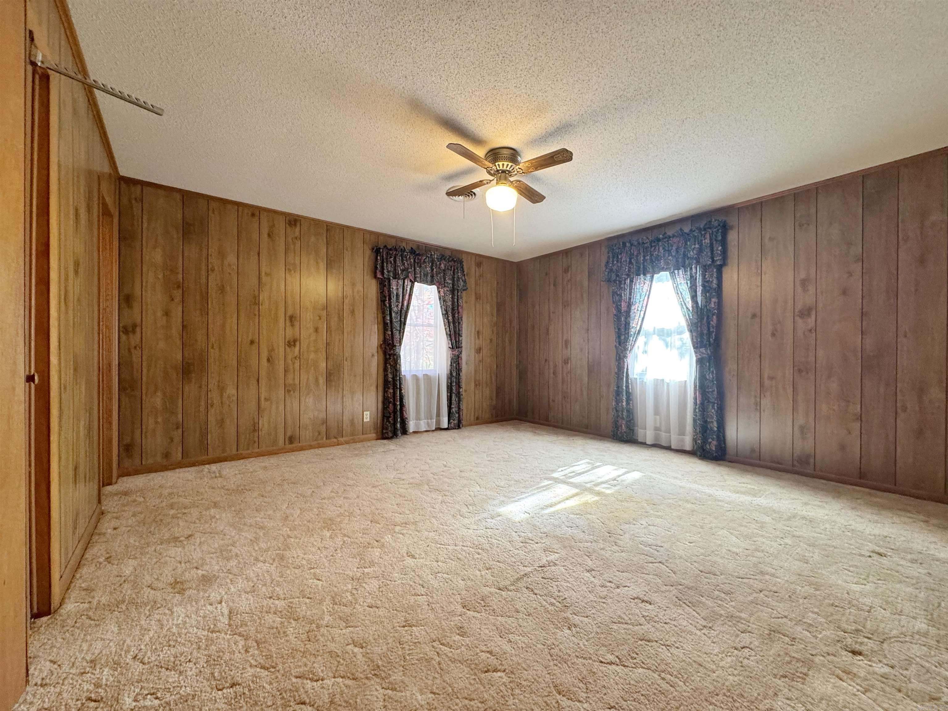 147 Memory Lane Clinton, AR 72031