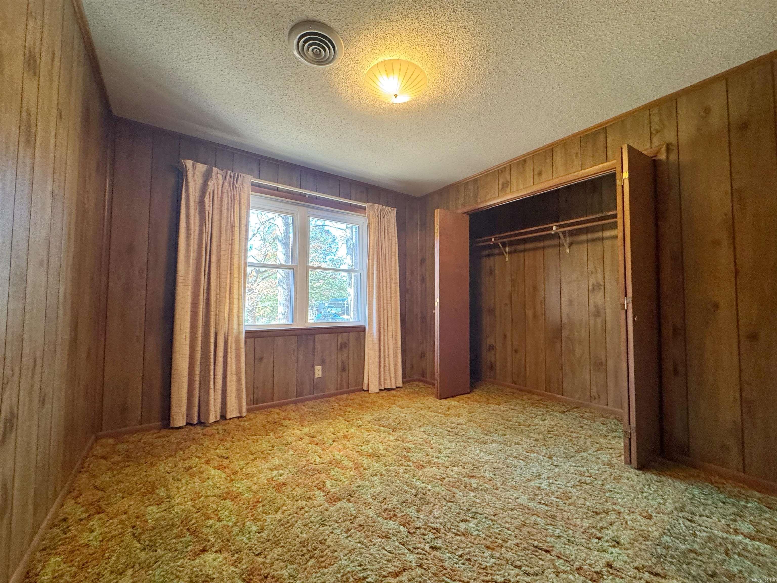 147 Memory Lane Clinton, AR 72031