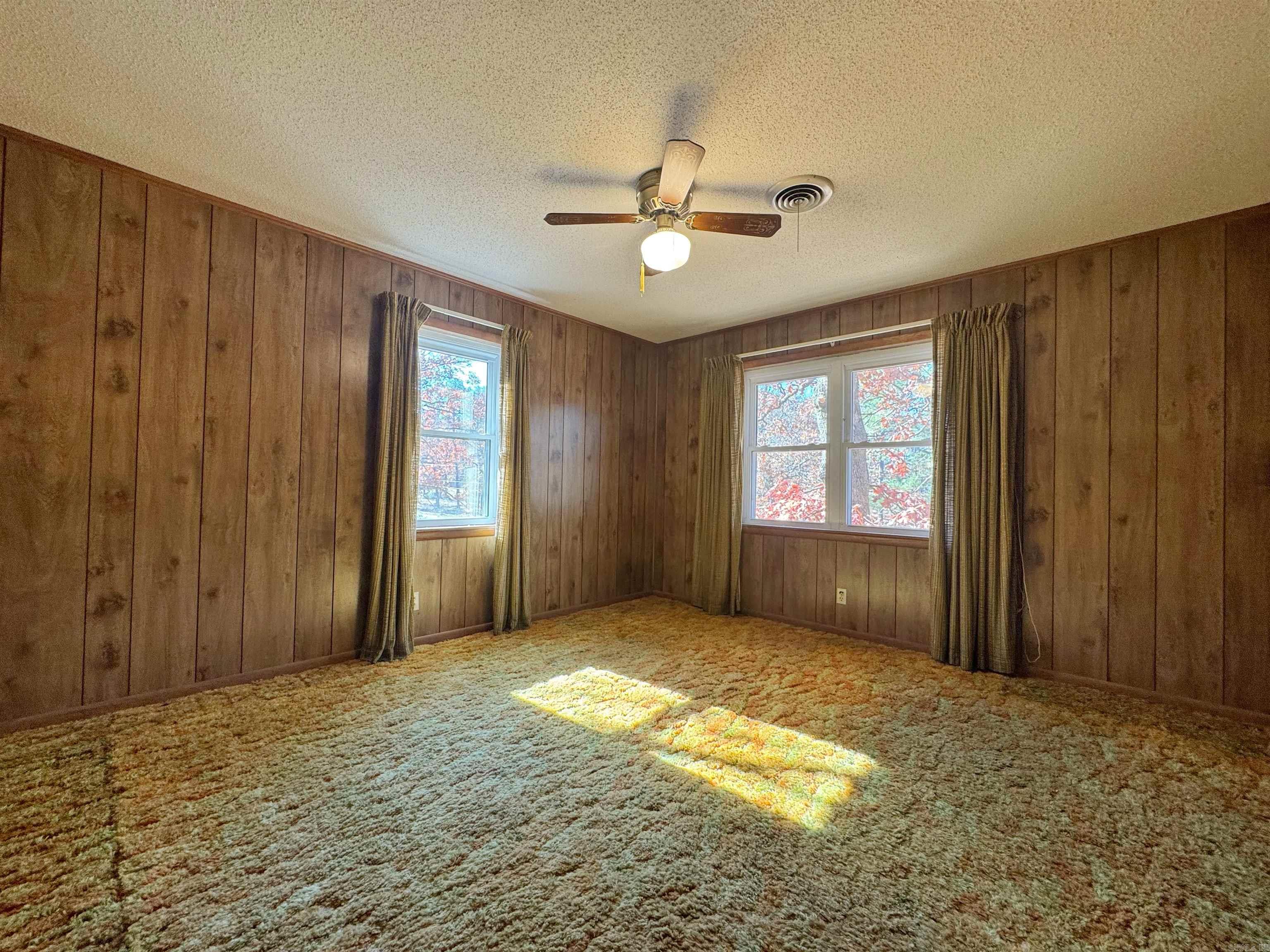 147 Memory Lane Clinton, AR 72031