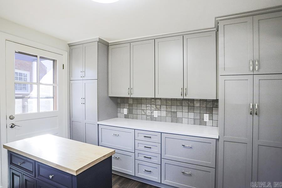 3407 Ridge Road North Little Rock, AR 72116