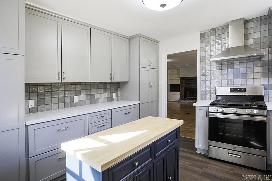 3407 Ridge Road North Little Rock, AR 72116