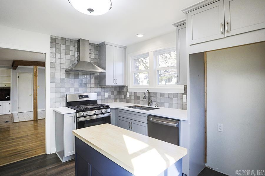 3407 Ridge Road North Little Rock, AR 72116