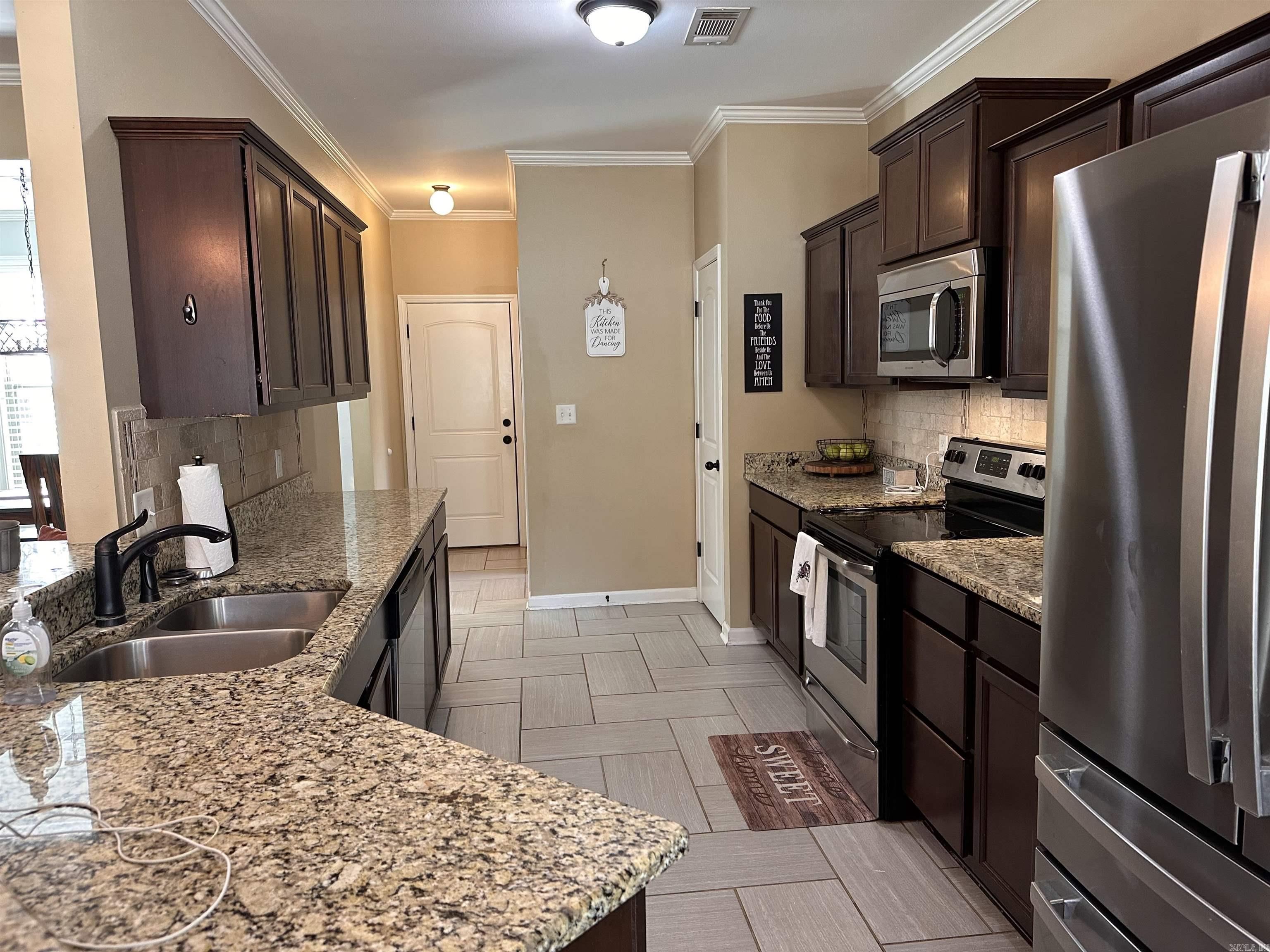 624 Royal Oak Drive El Dorado, AR 71730