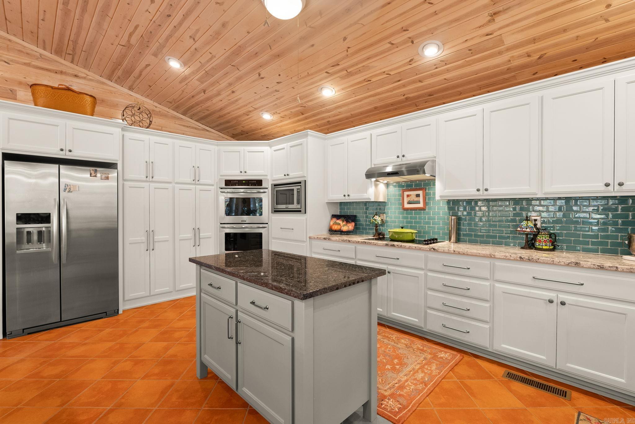 124 Sylvan Shores Dr. Edgemont, AR 72044