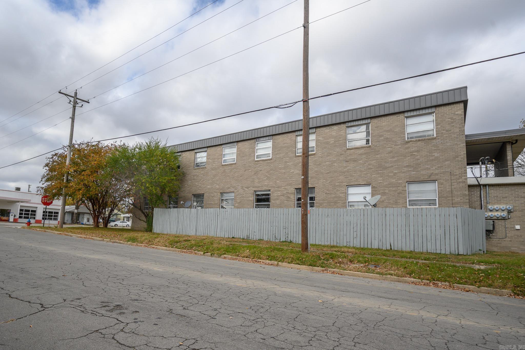 422 Mena St  Mena, AR