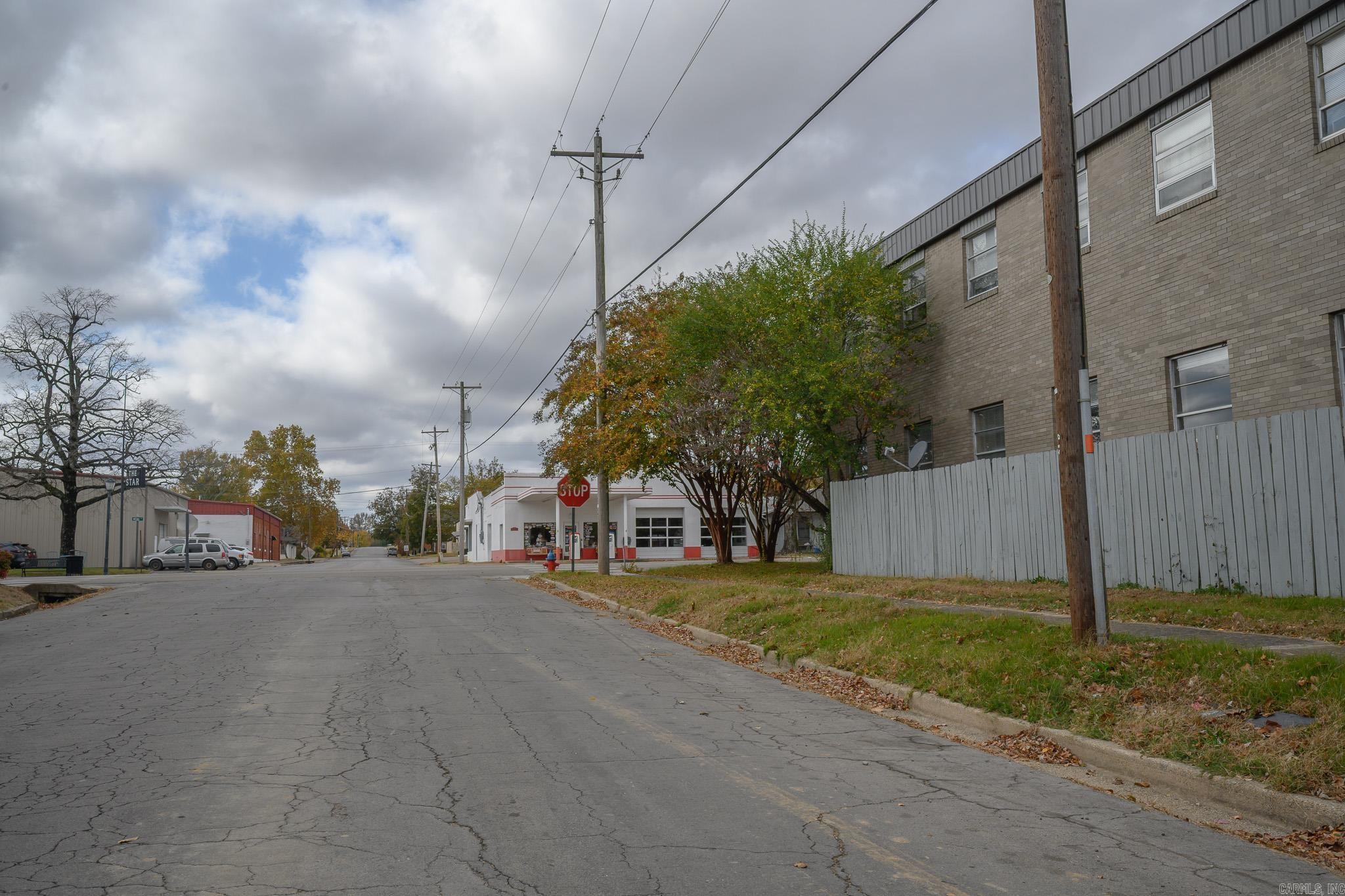 422 Mena St  Mena, AR