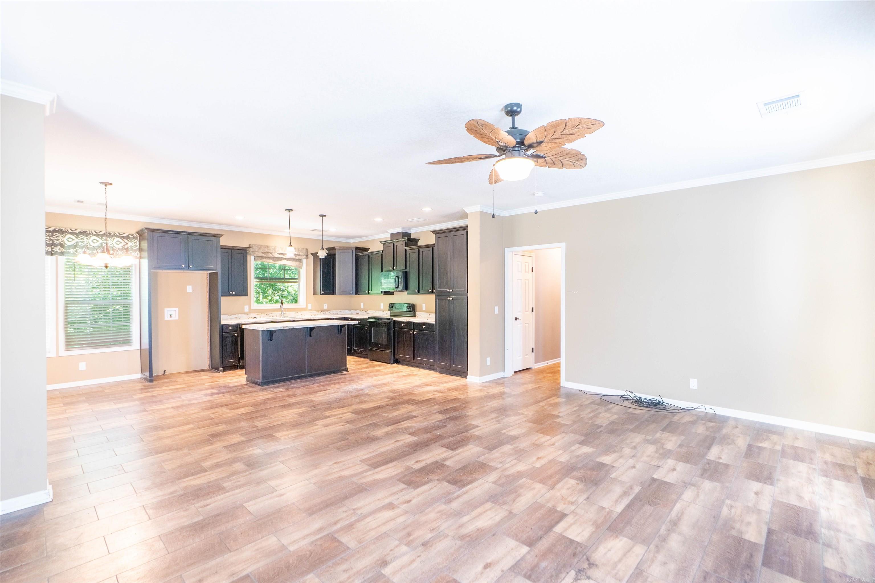 2073 Highway 306 Colt, AR 72326