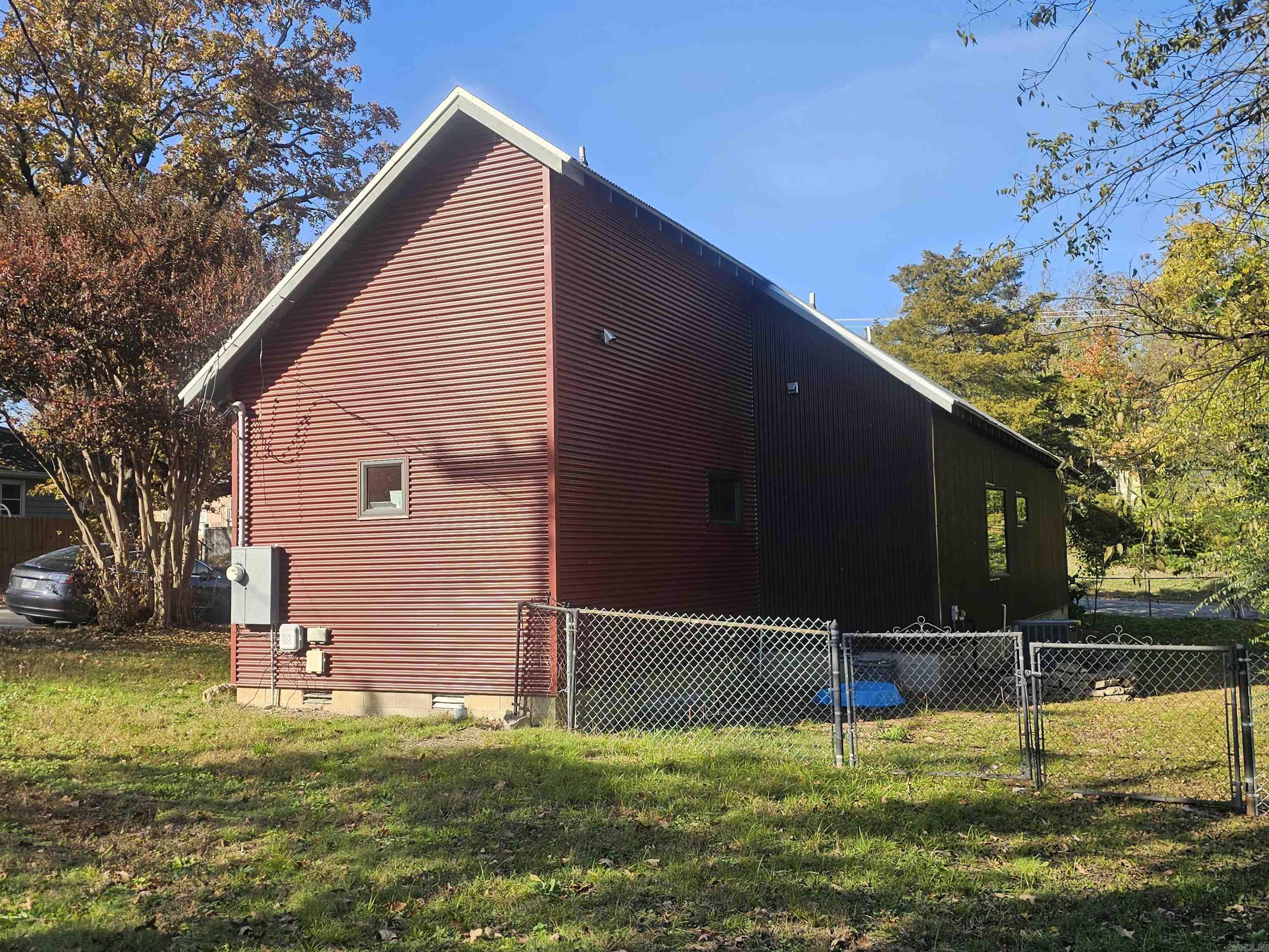 2721 W Capitol Ave Little Rock, AR 72205