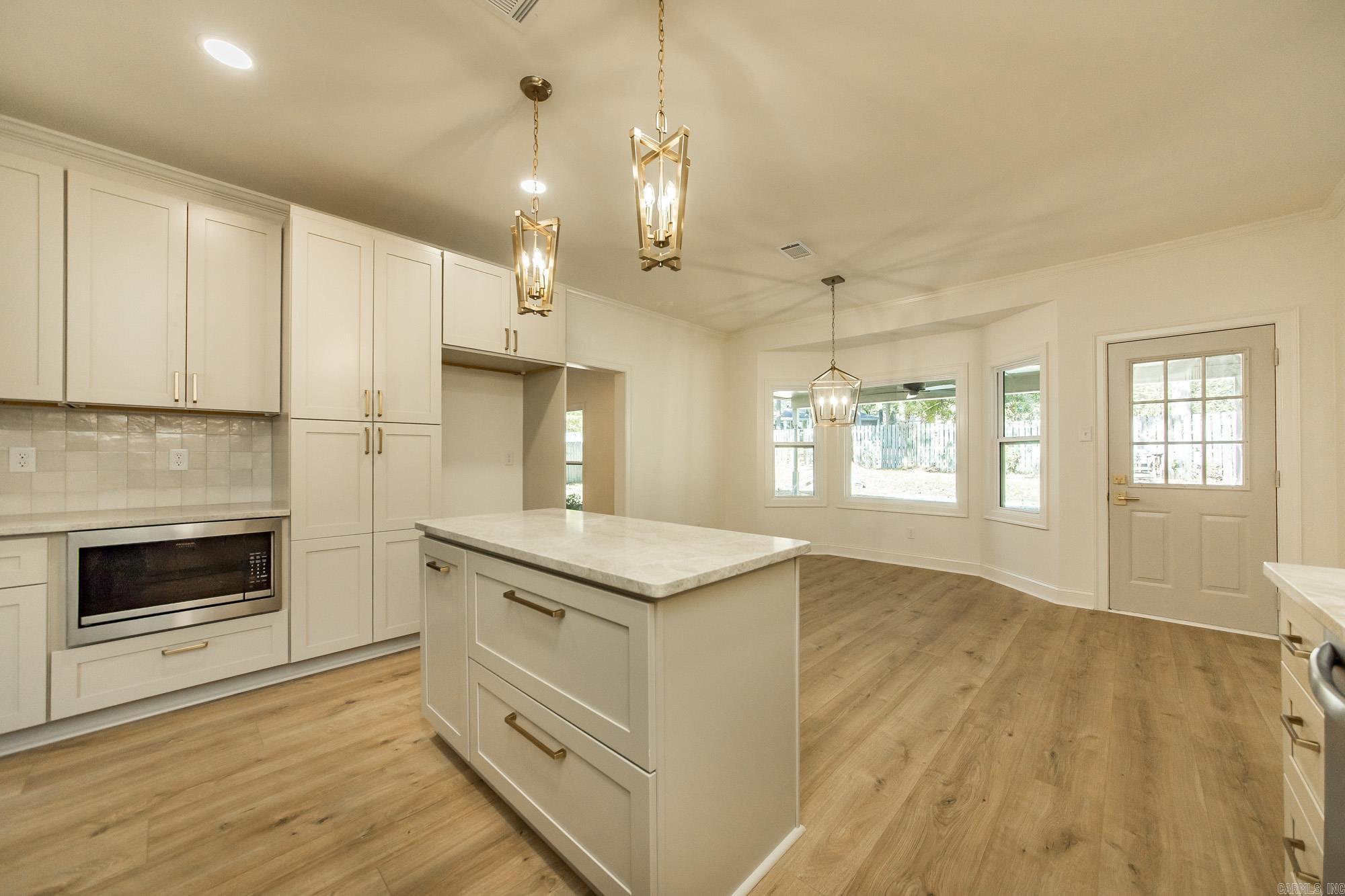 44 Nancy Lopez Court Maumelle, AR 72113