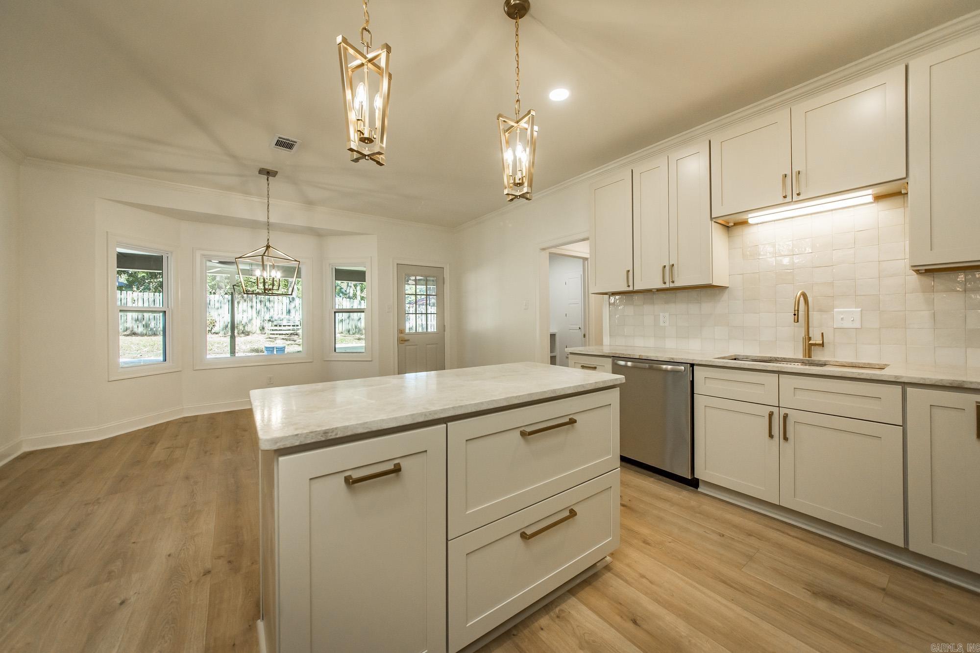 44 Nancy Lopez Court Maumelle, AR 72113