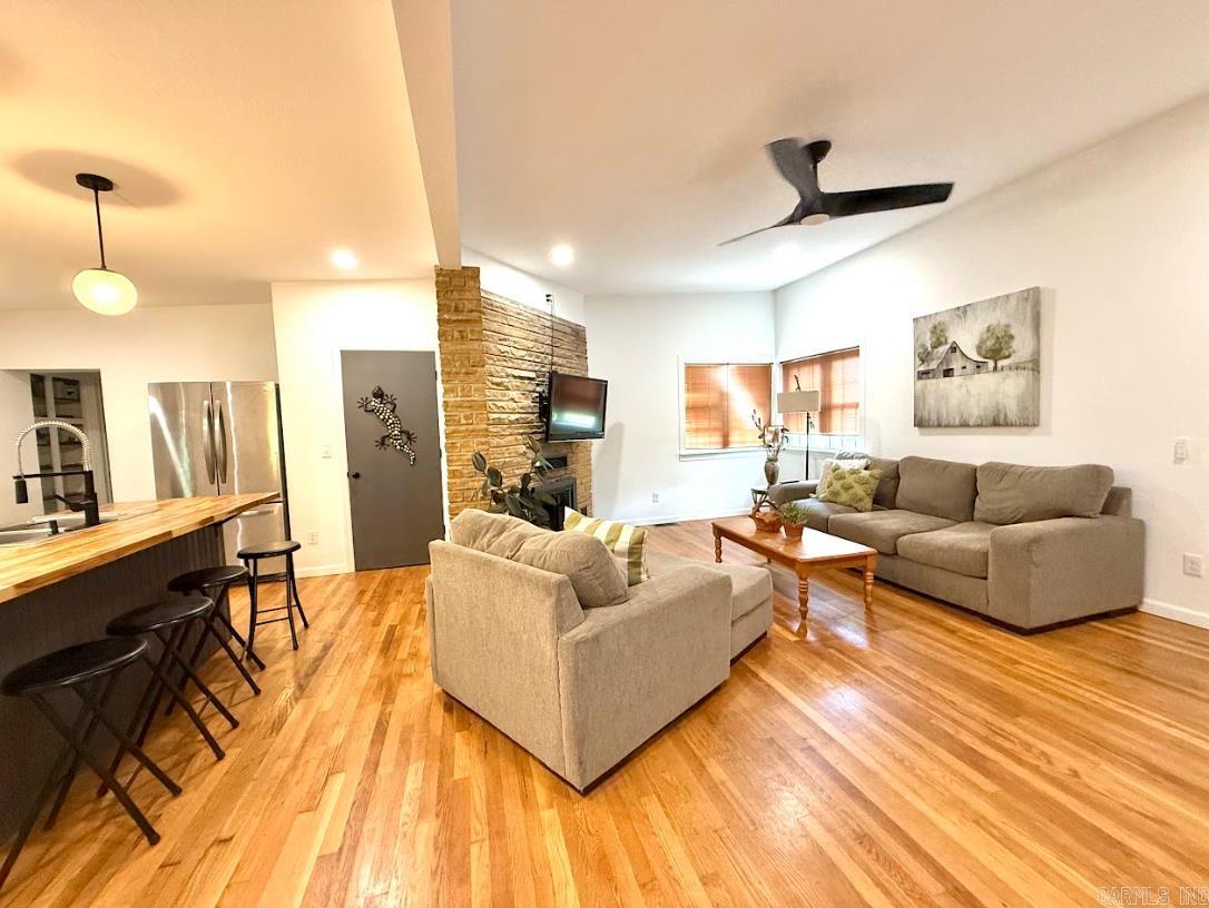 601 Clarence St. Mountain View, AR 72560