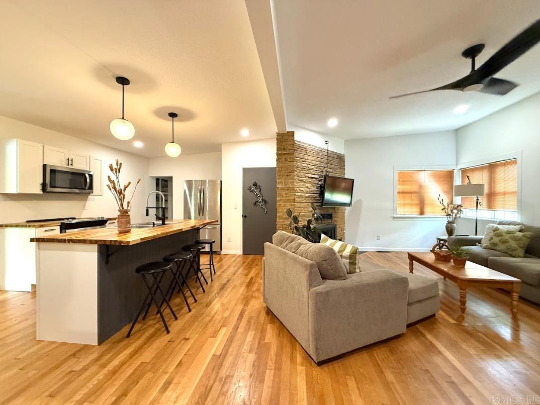 601 Clarence St. Mountain View, AR 72560