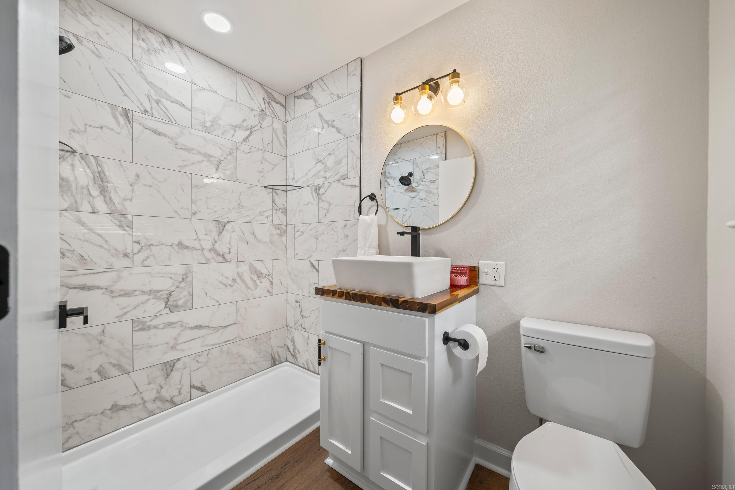 261 woodlawn  Hot Springs, AR