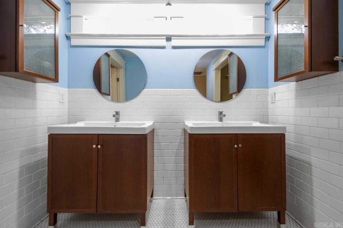 5009 N Lookout Drive Little Rock, AR 72205