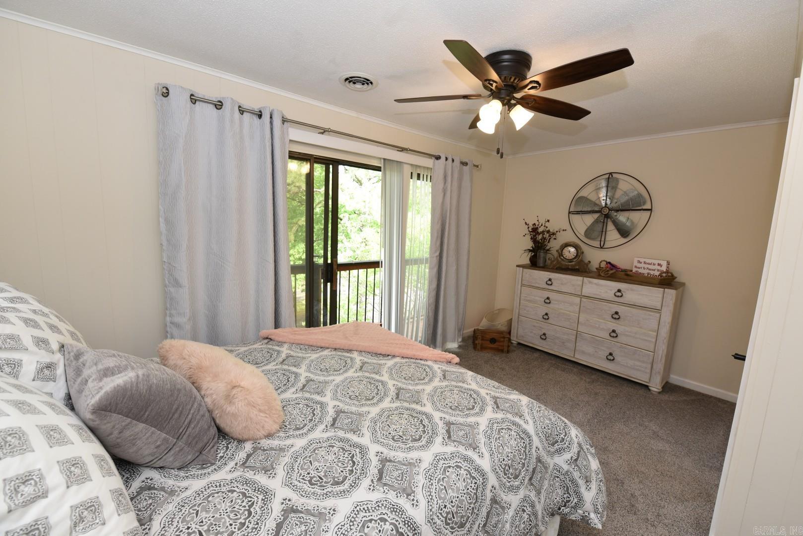 601 Dave Creek  Fairfield Bay, AR