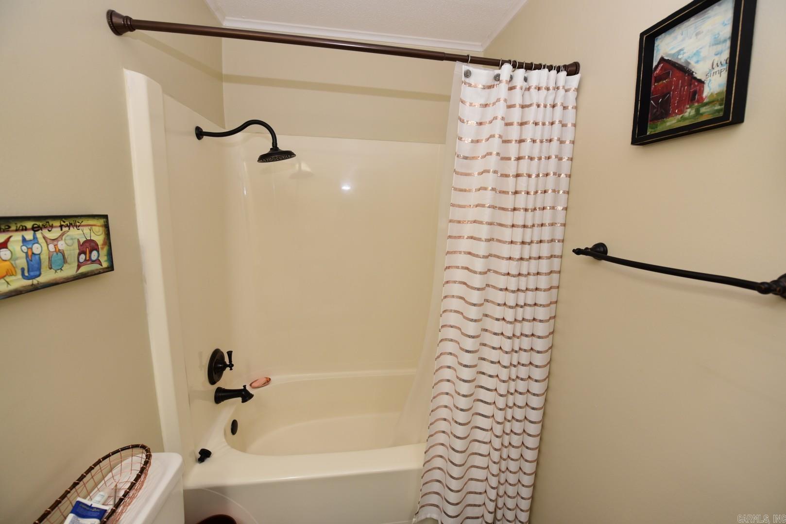 601 Dave Creek  Fairfield Bay, AR