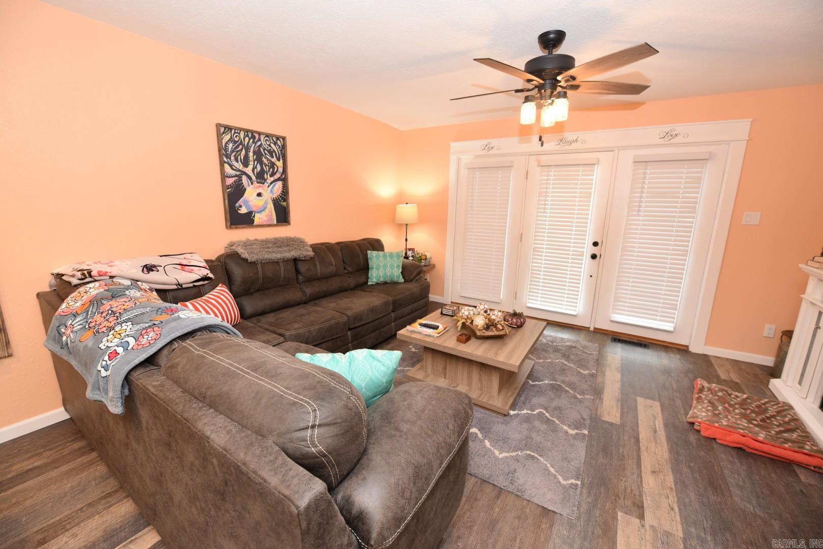 601 Dave Creek  Fairfield Bay, AR