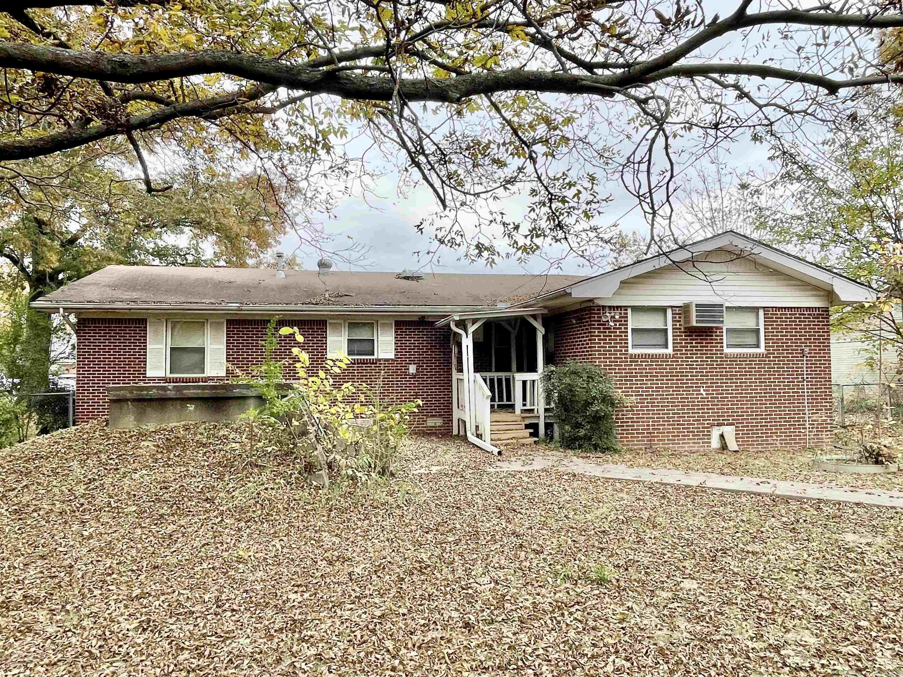 2007 Arkansas Avenue  Conway, AR