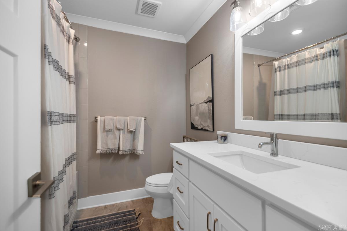 20 Waterside Drive Little Rock, AR 72223