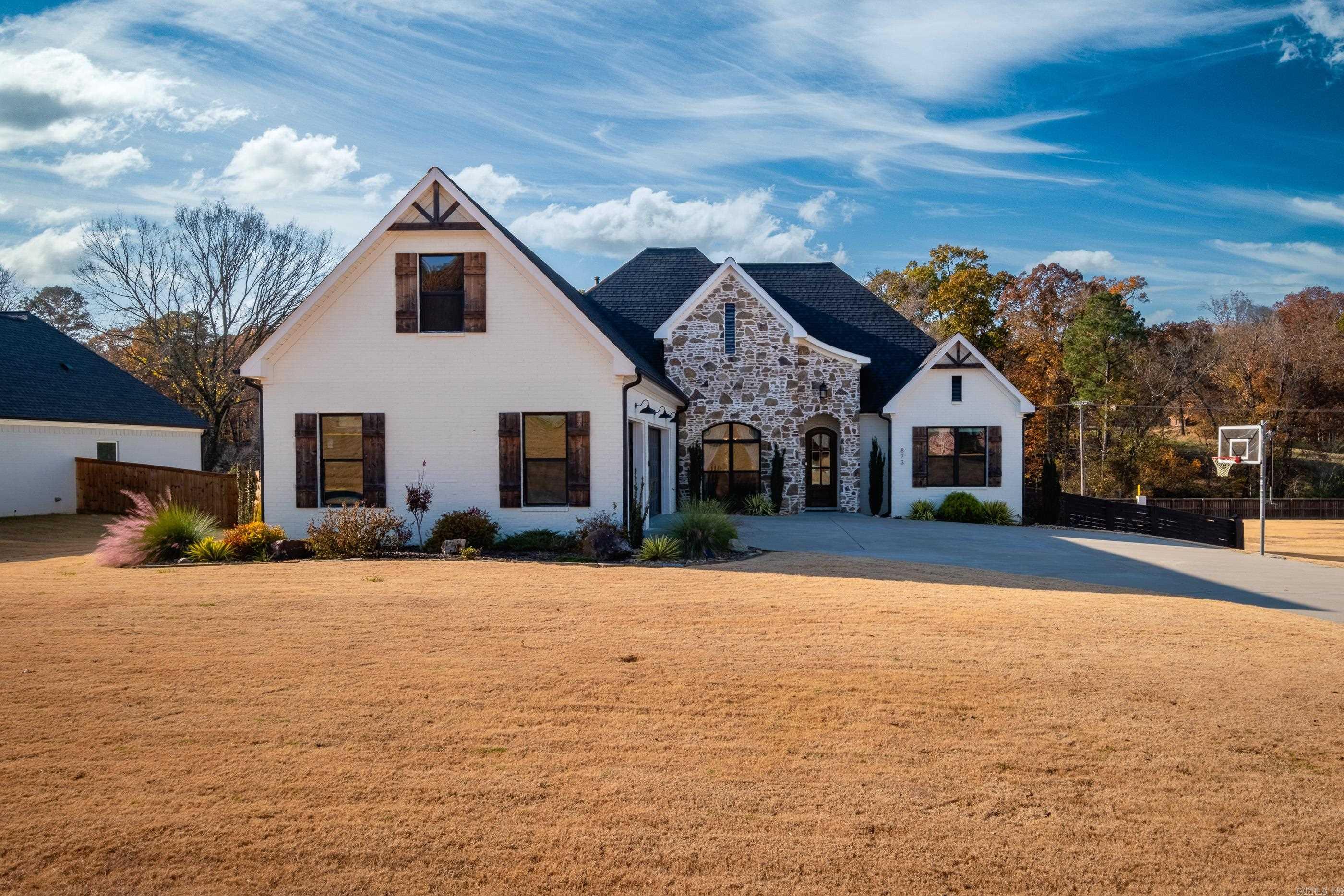 873 Belle Grove Loop