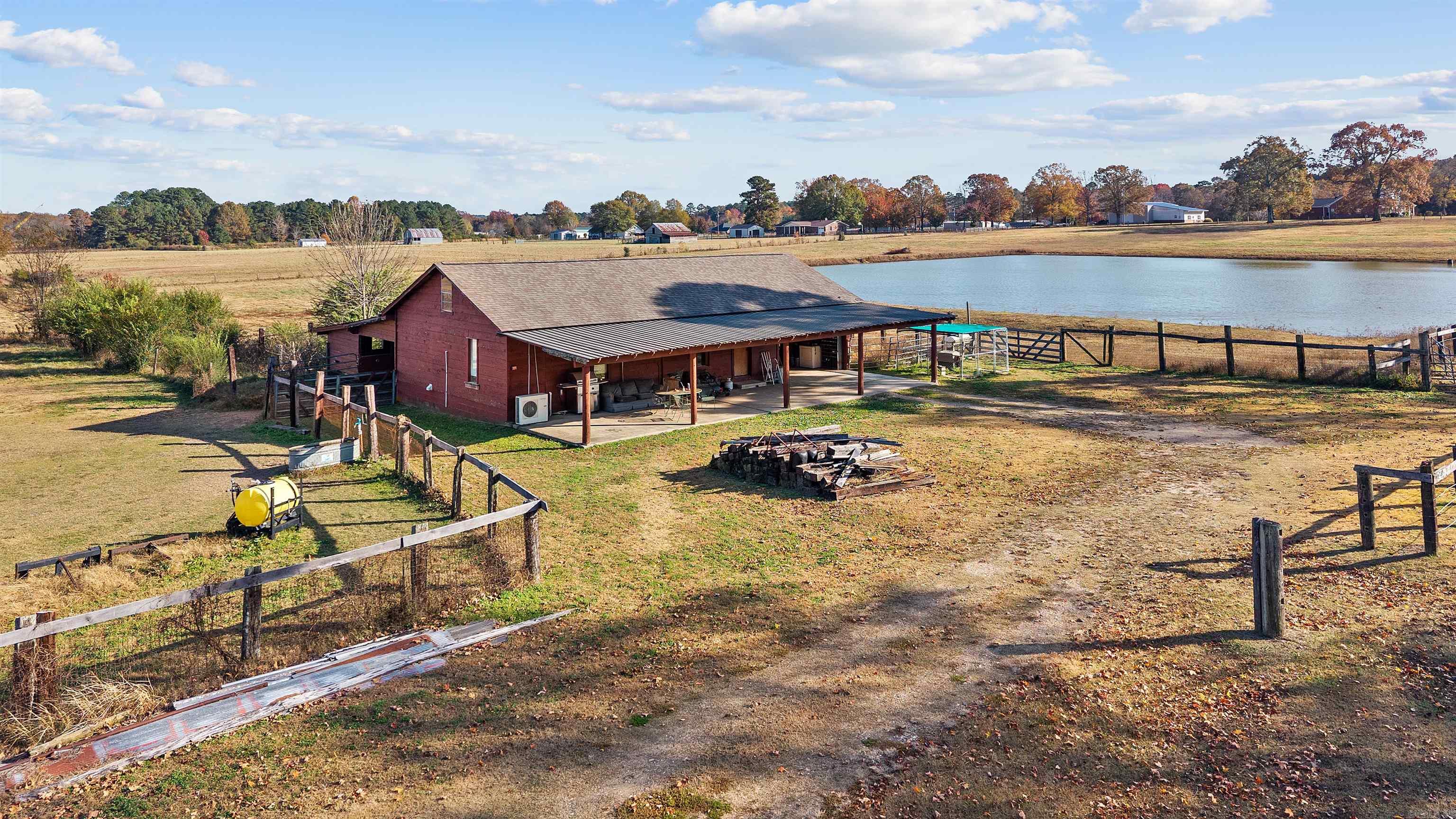 9832 CONGO  Benton, AR