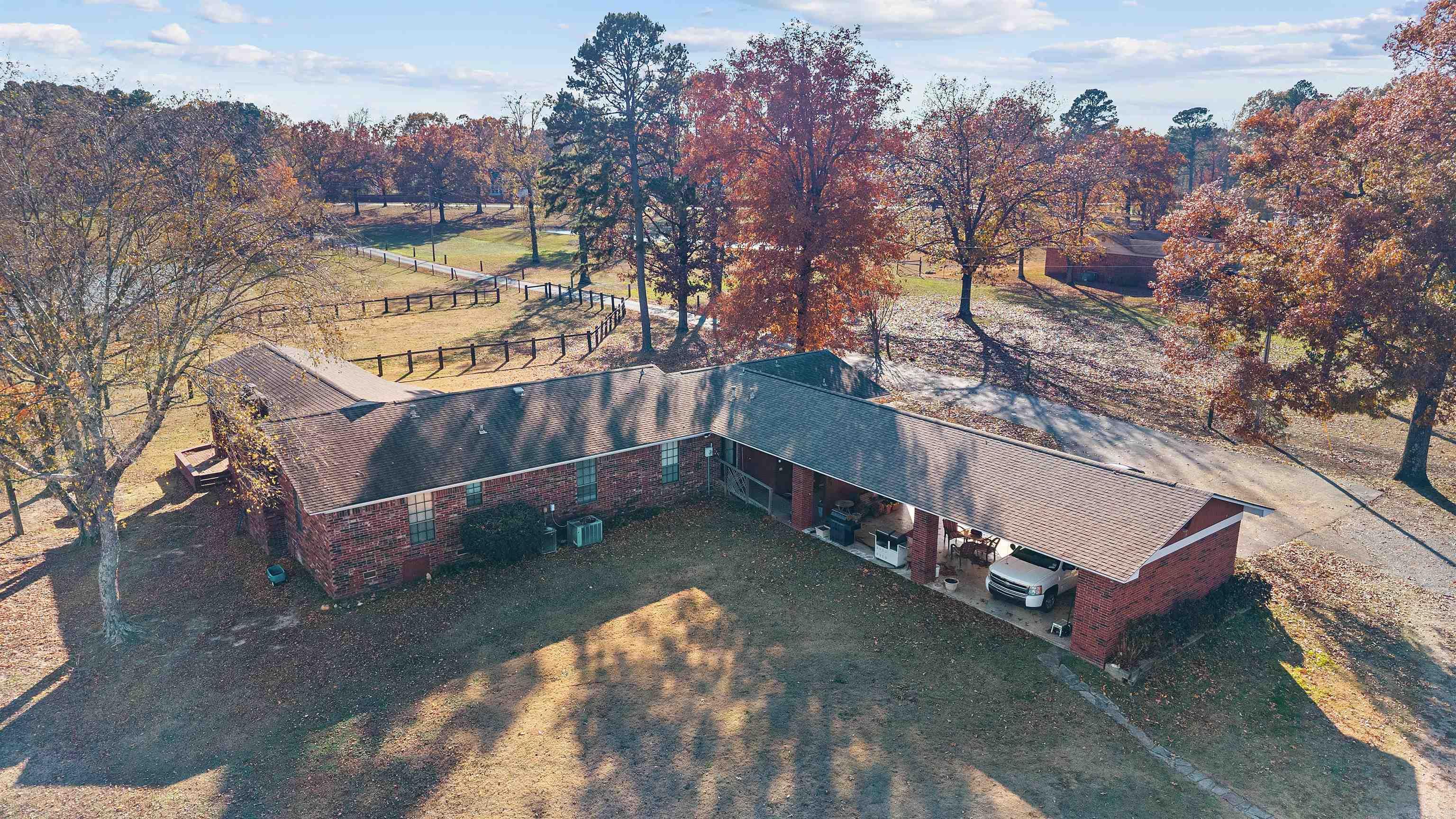 9832 CONGO  Benton, AR