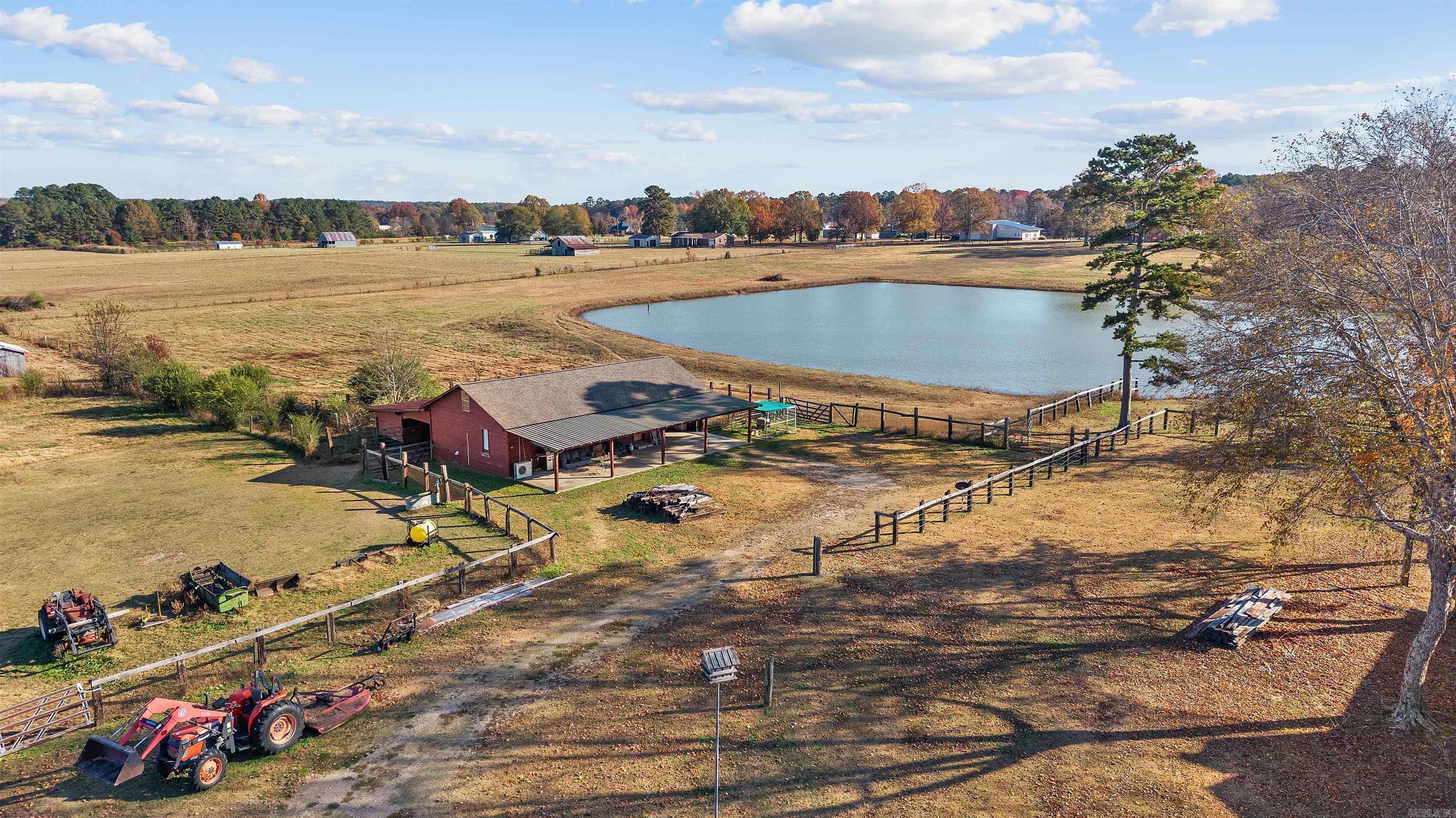 9832 CONGO  Benton, AR