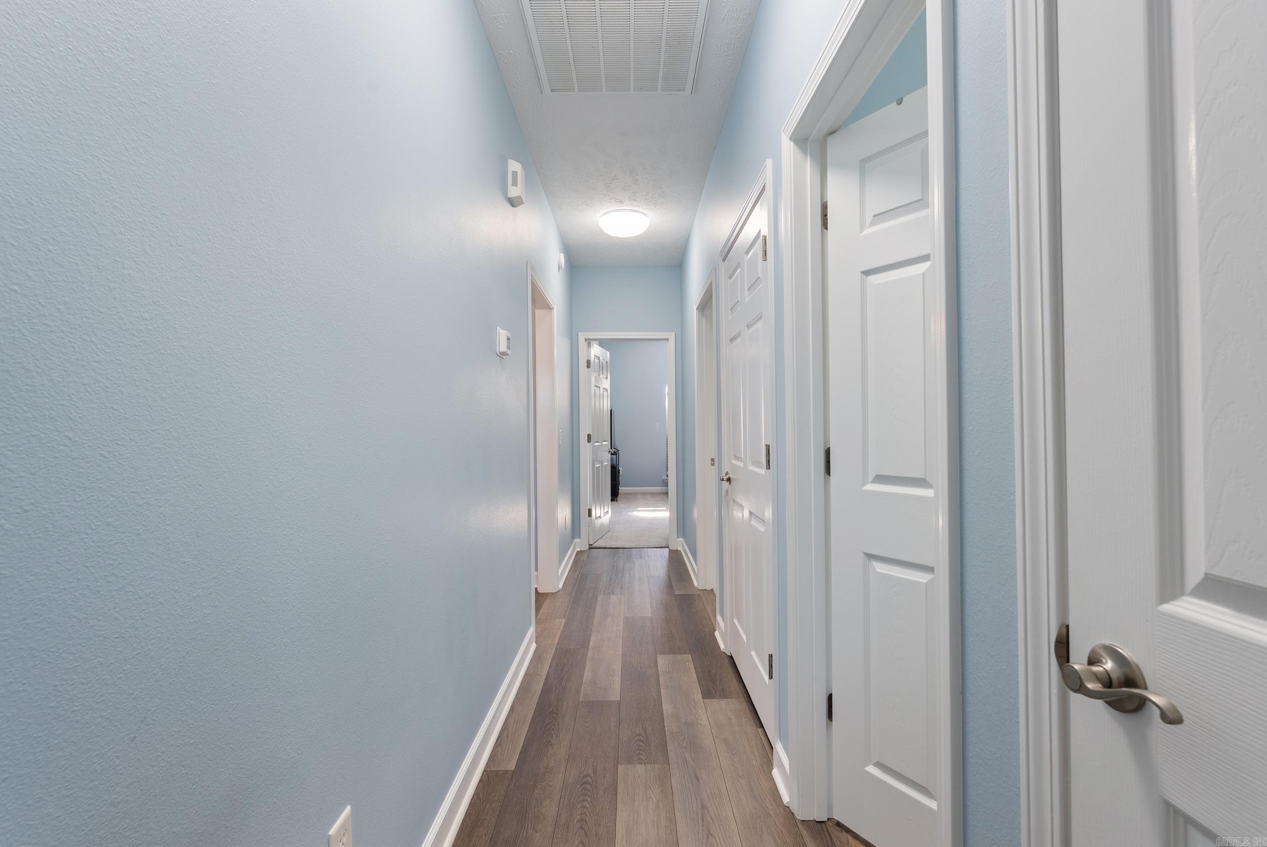 102 Creek Valley Lane Maumelle, AR 72113