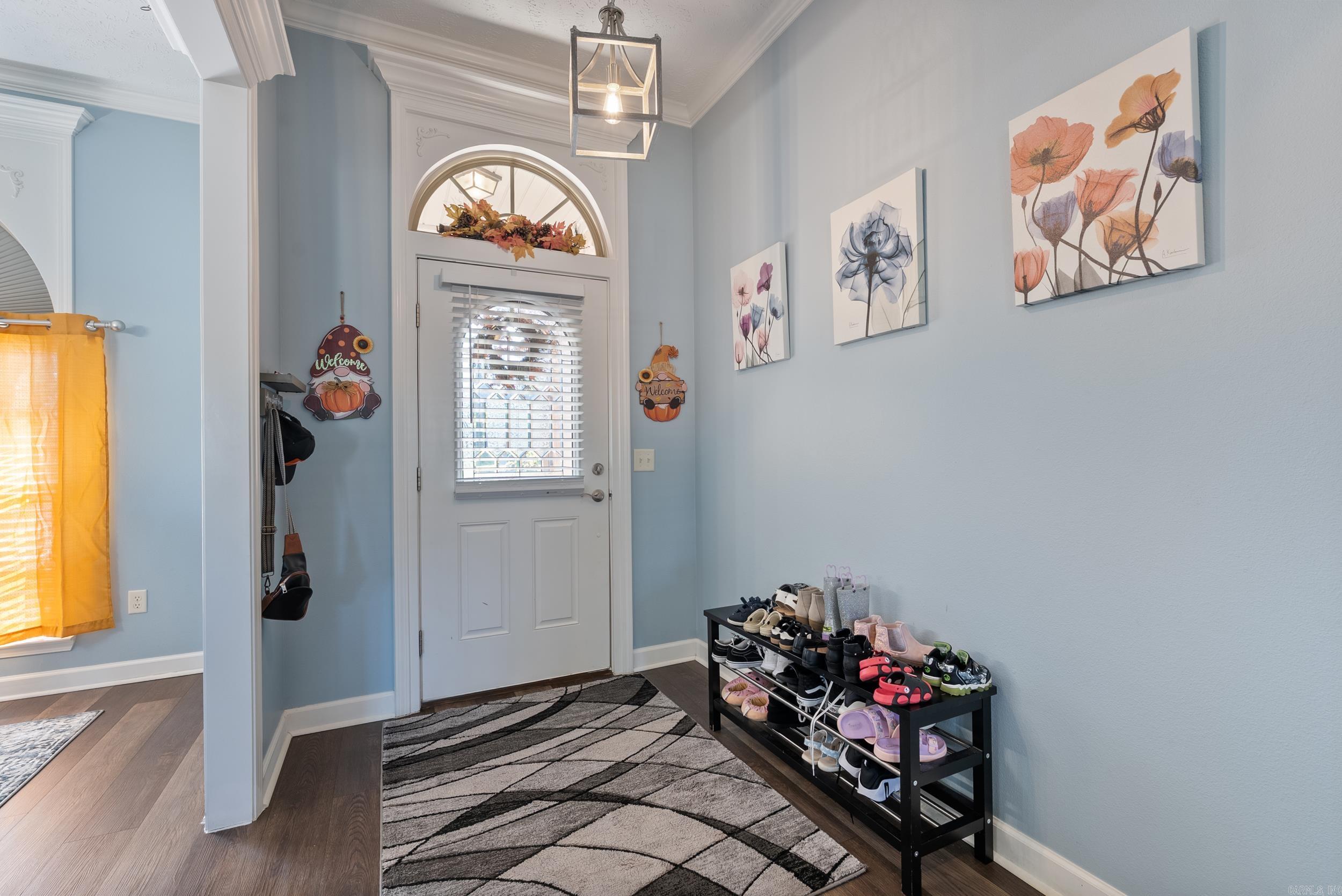 102 Creek Valley Lane Maumelle, AR 72113